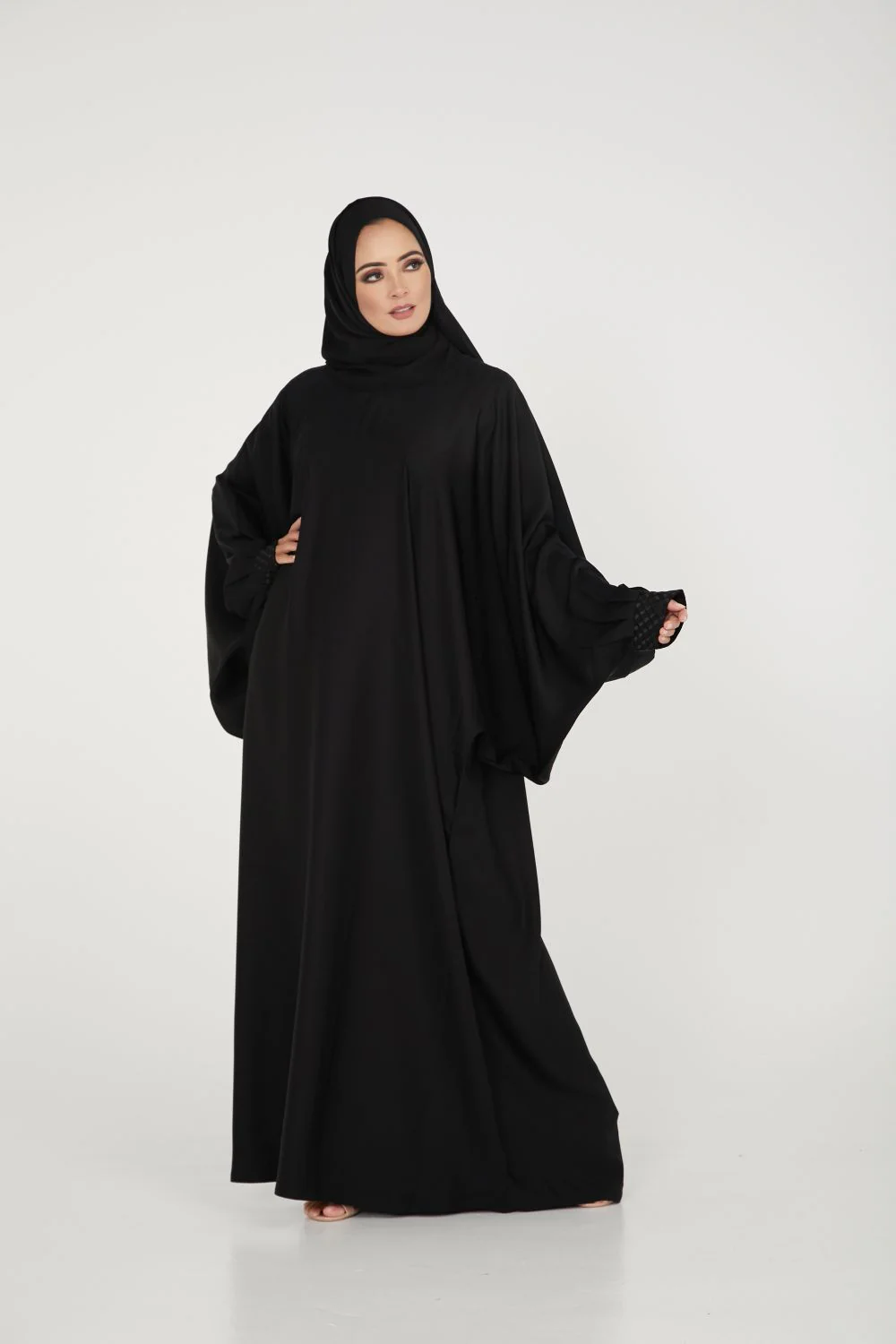 Black Batwing Abaya with Cuff Detailing - Image 2
