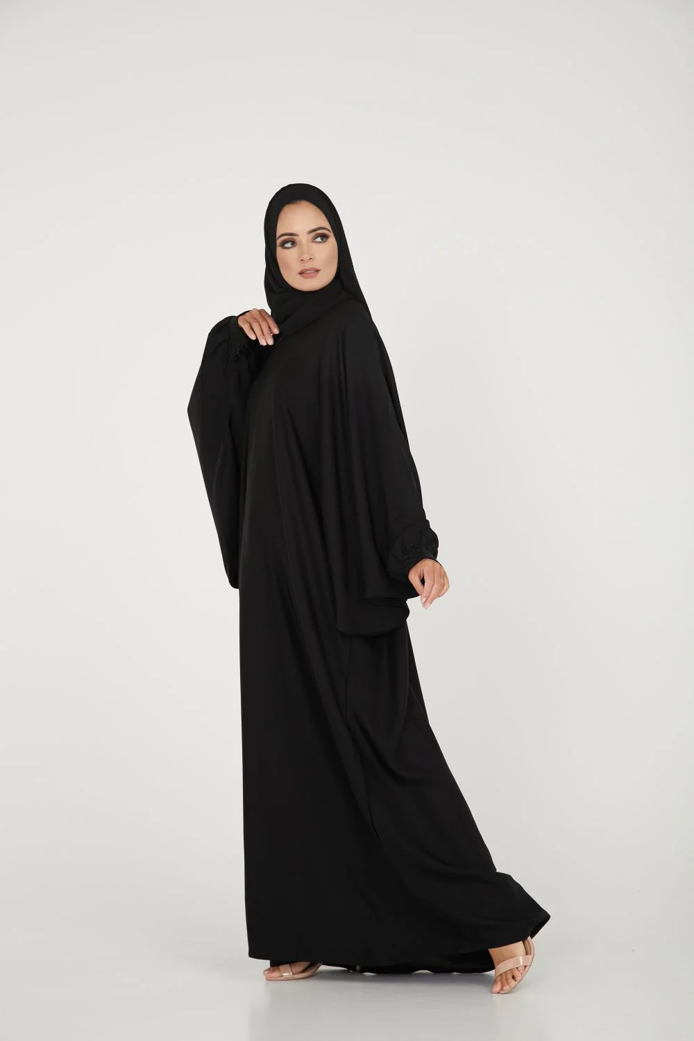Black Batwing Abaya with Cuff Detailing - Image 4