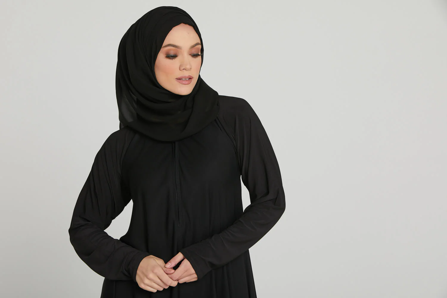 Black Umbrella Cut Abaya with Front Zip - Slim Fit - Image 8