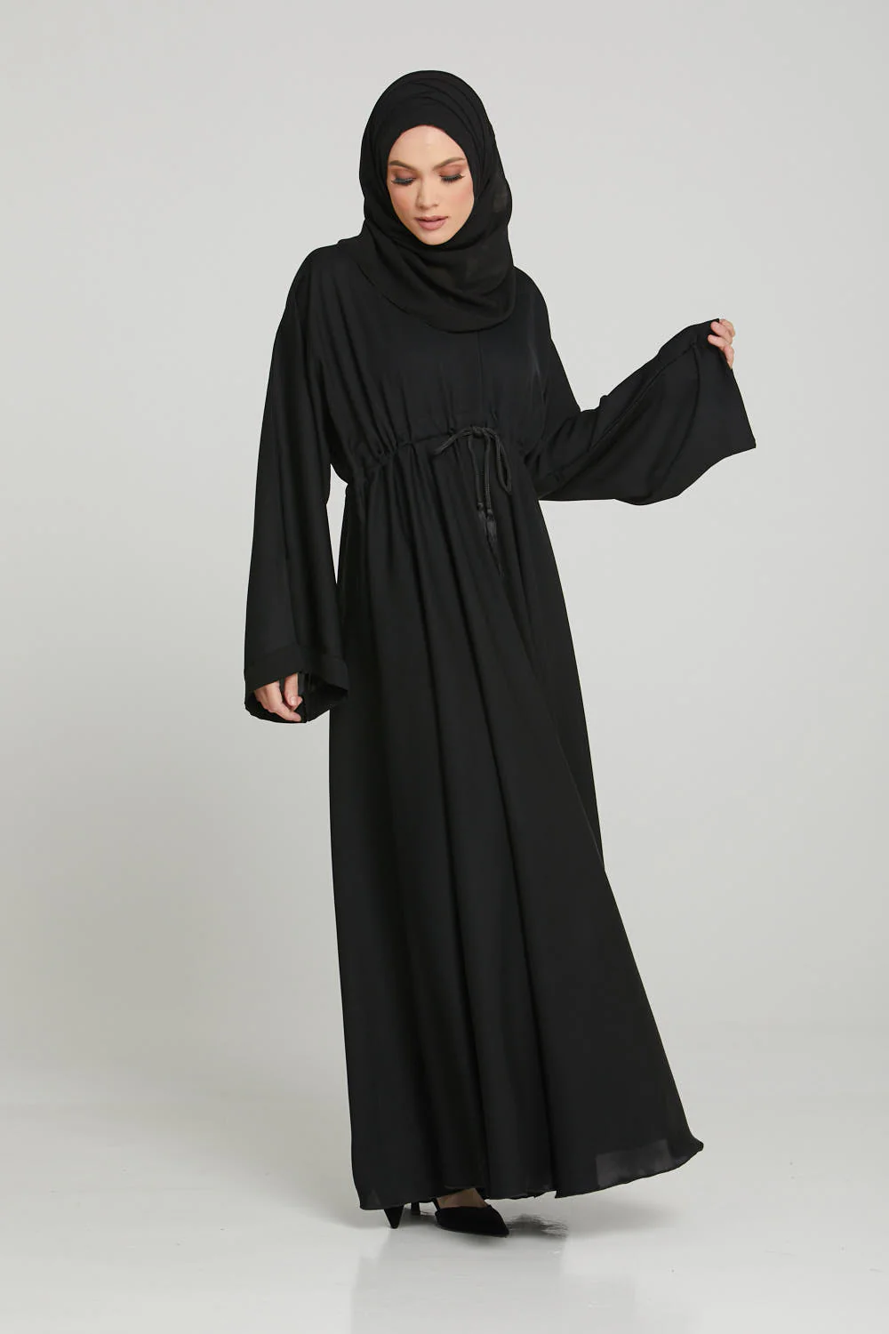 Black Umbrella Cut Abaya with Inner Belt - Image 3