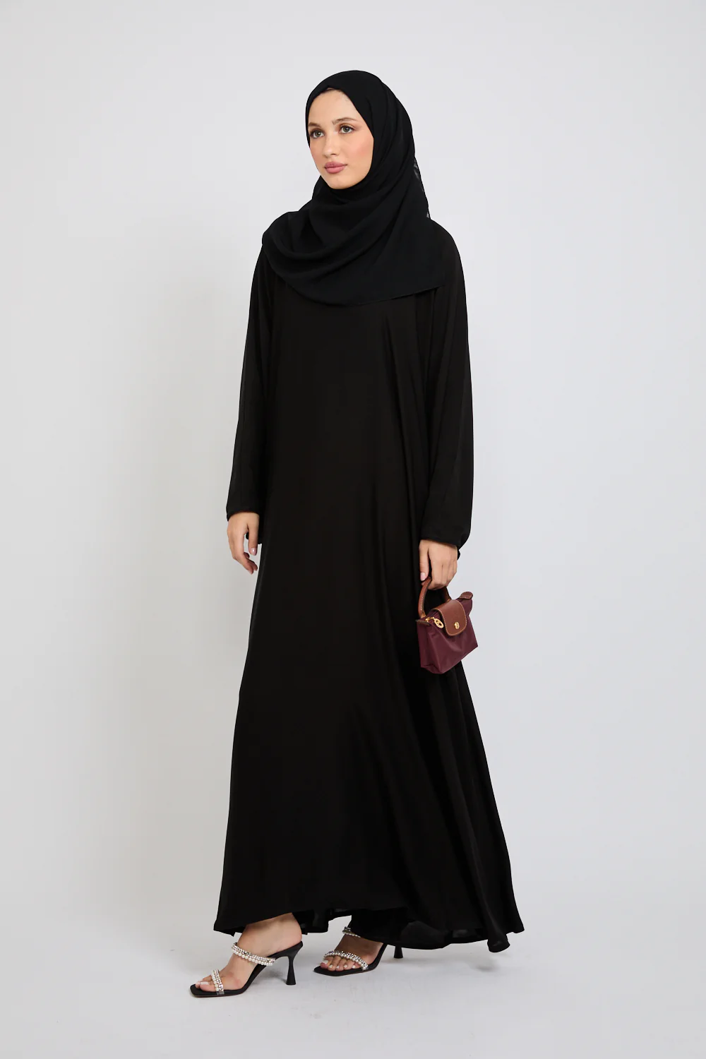 Black Umbrella Cut Closed Abaya - Image 3
