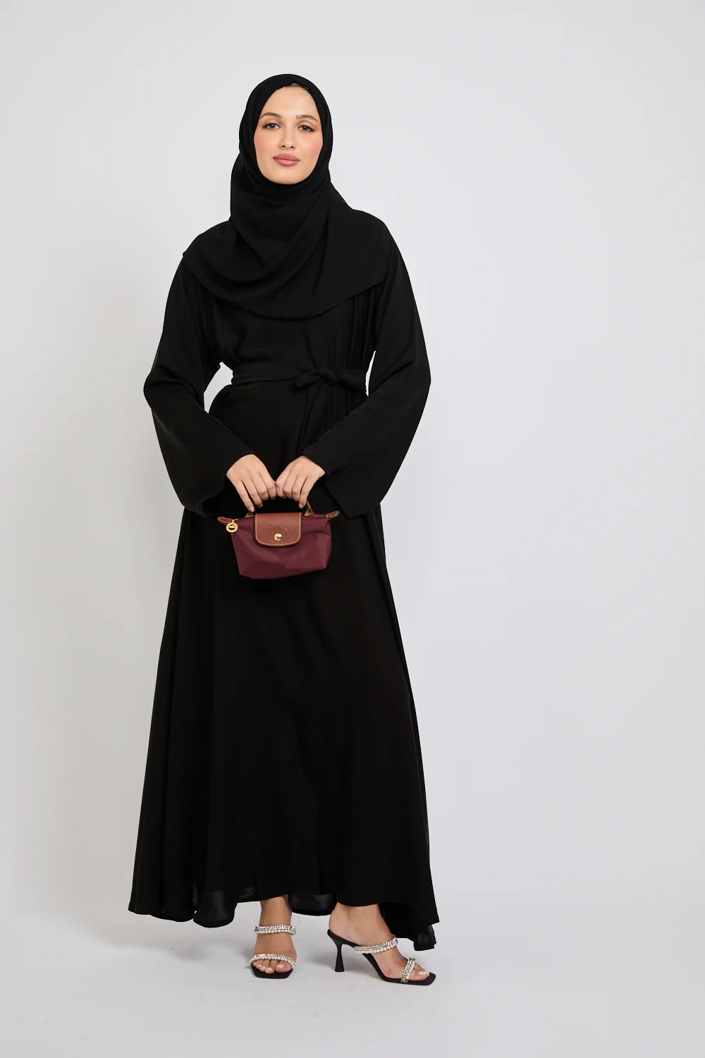 Black Umbrella Cut Closed Abaya - Image 4