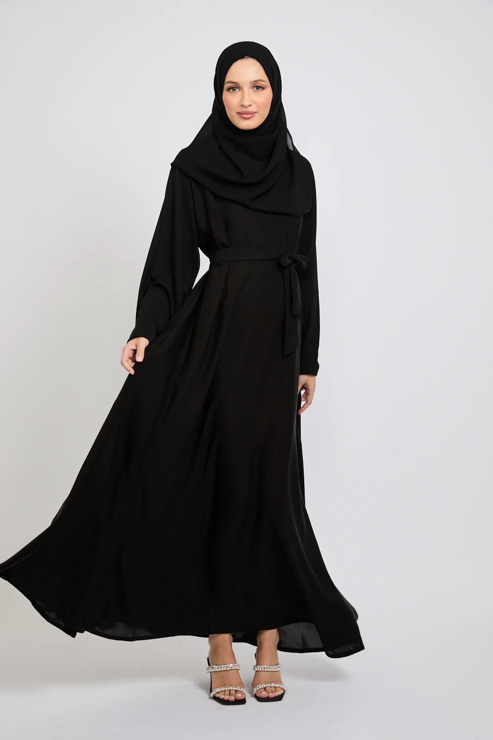 Black Umbrella Cut Closed Abaya - Image 7
