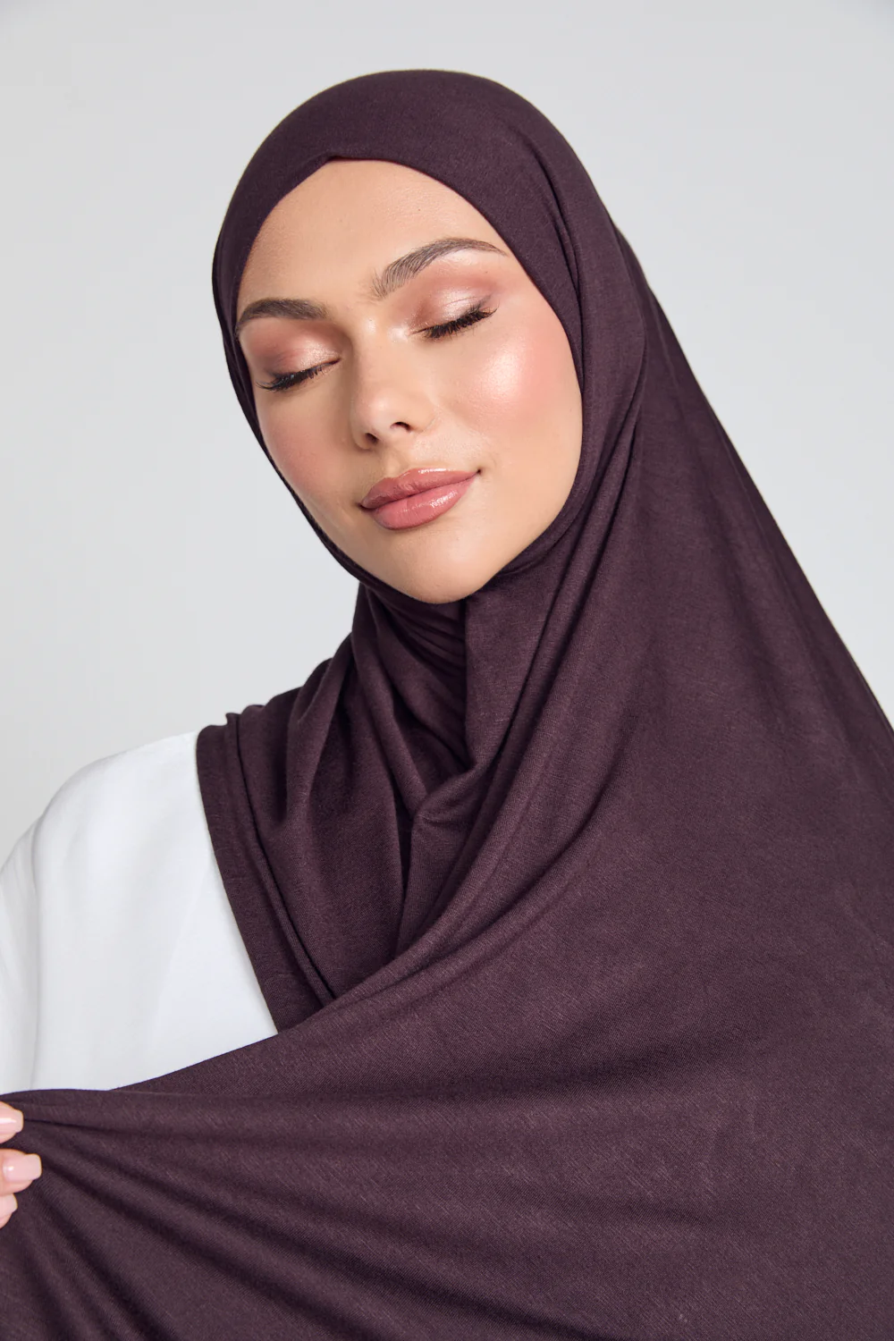 Chocolate Plum Jersey Hijab - Image 3