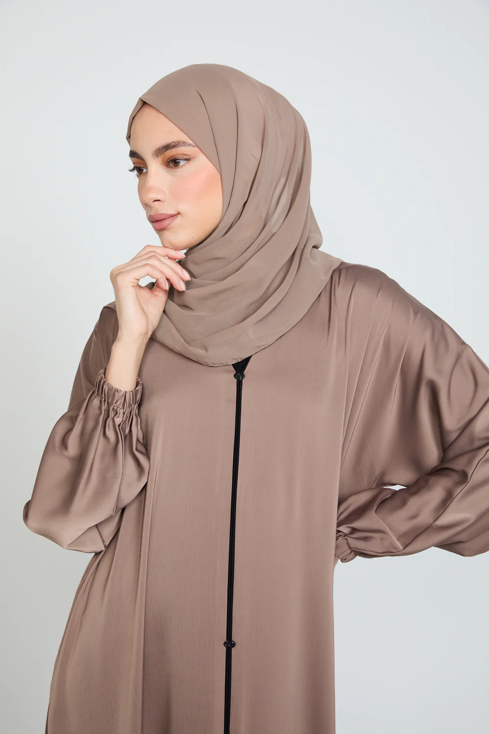 Classic Closed Abaya with Dainty Detailing - Dusty Cocoa - Image 2