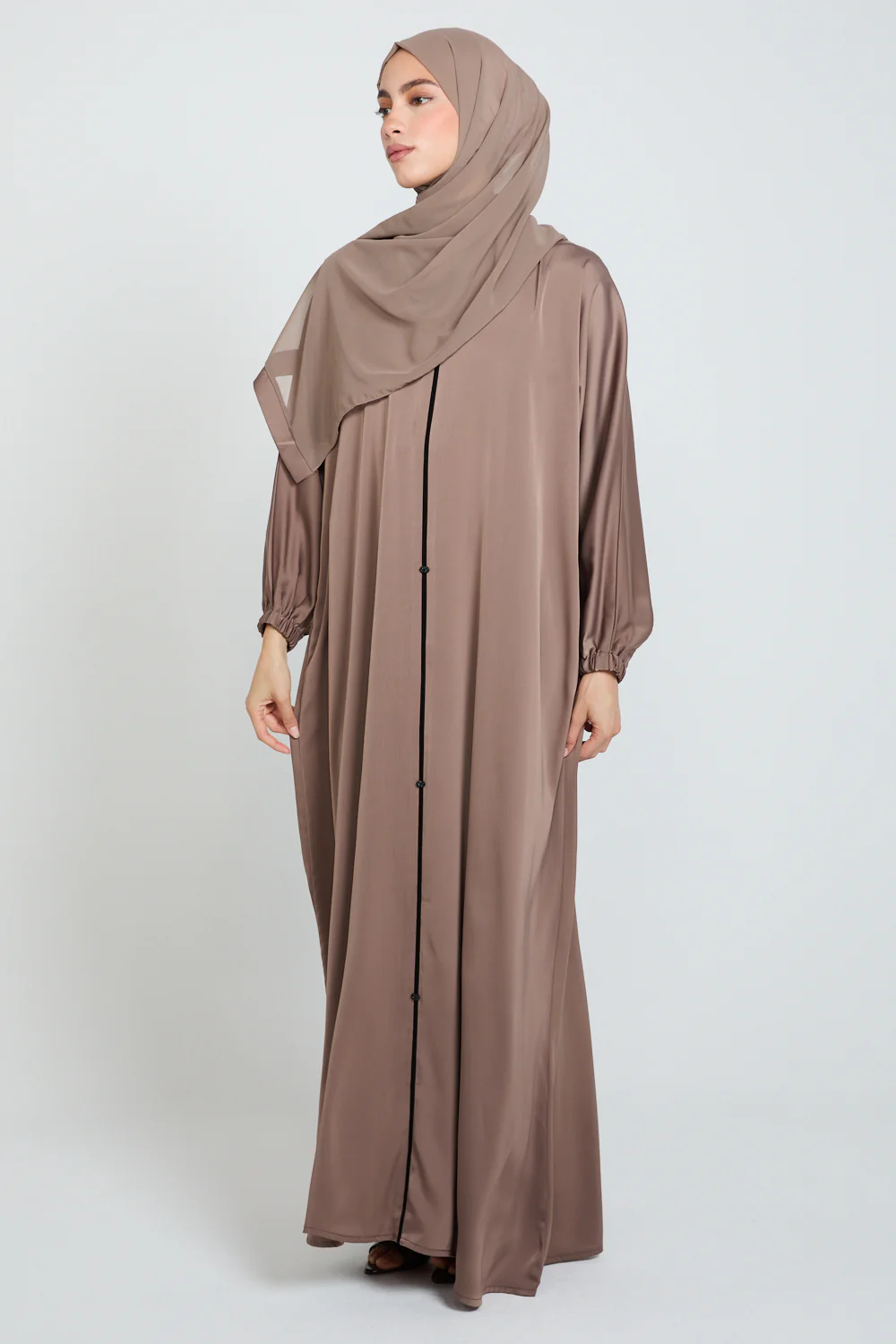 Classic Closed Abaya with Dainty Detailing - Dusty Cocoa - Image 5