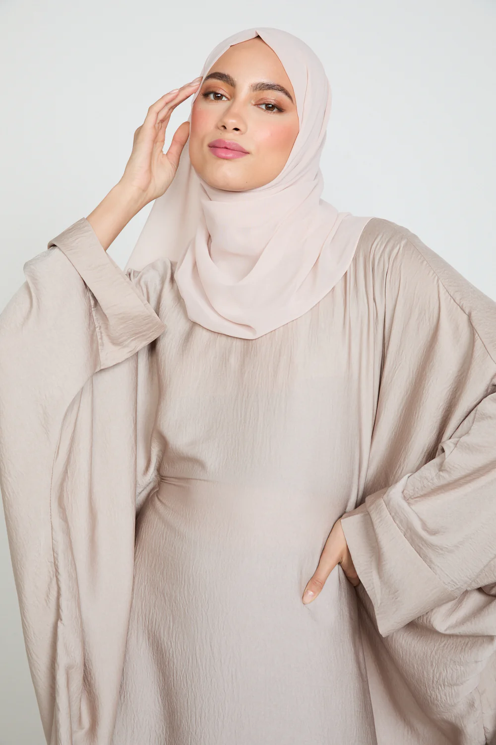 Classic Soft Sheen Closed Abaya with Inner Belt - Mink Mist - Image 2
