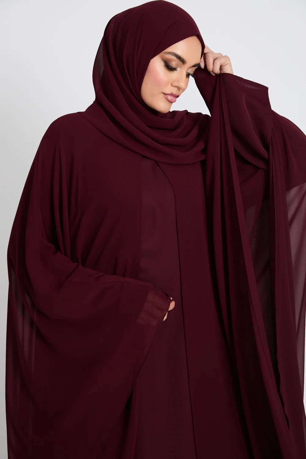 Closed Abaya with Butterfly Cut Chiffon Overlay - Burgundy Rose - Image 2