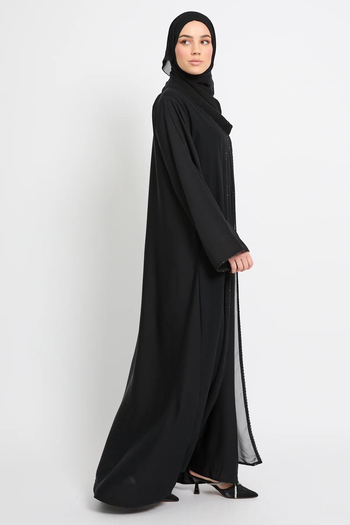 Closed Abaya with Draped Chiffon – Black - Image 3