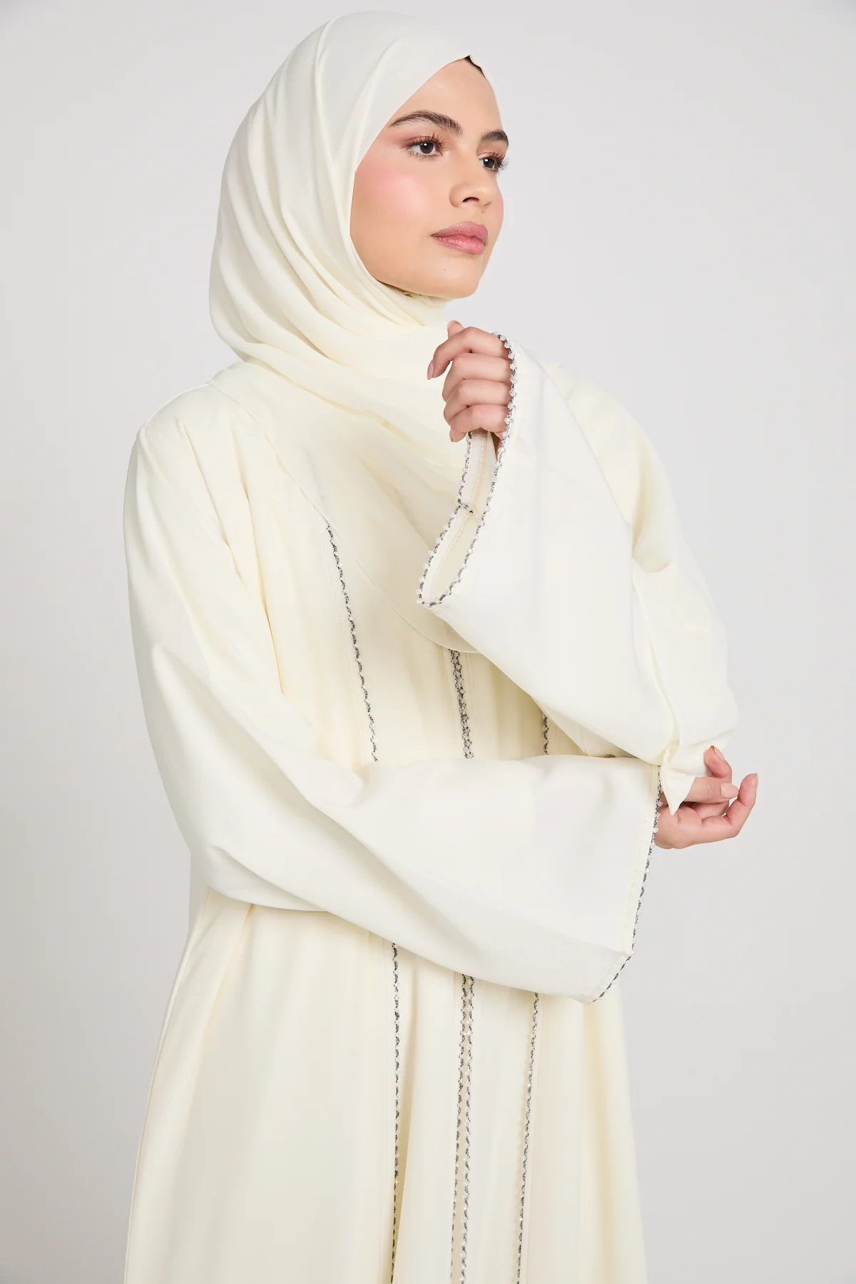 Closed Abaya with Draped Chiffon – Vanilla Mist - Image 2
