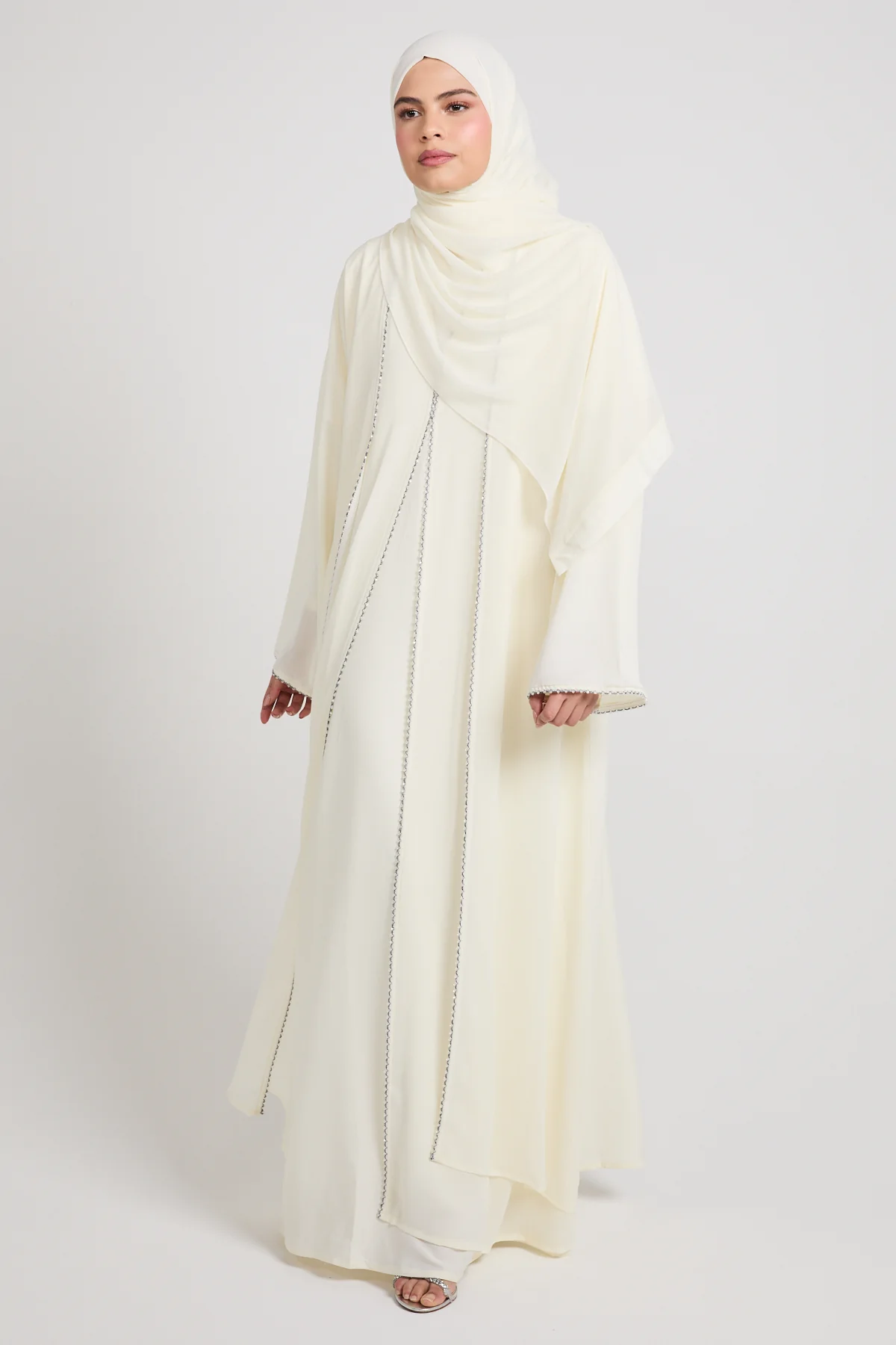 Closed Abaya with Draped Chiffon – Vanilla Mist - Image 5