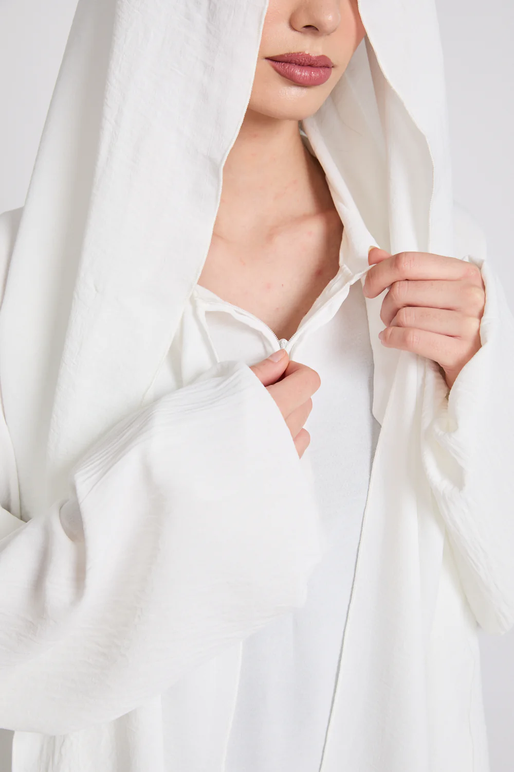 Closed Abaya with Front Zip and Attached Hijab - Off White - Image 4