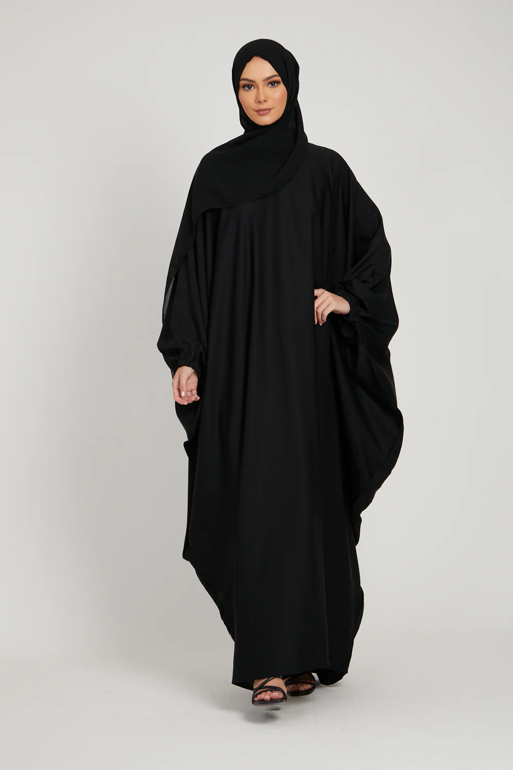 Closed Farasha with Elasticated Cuff - Black - Image 2