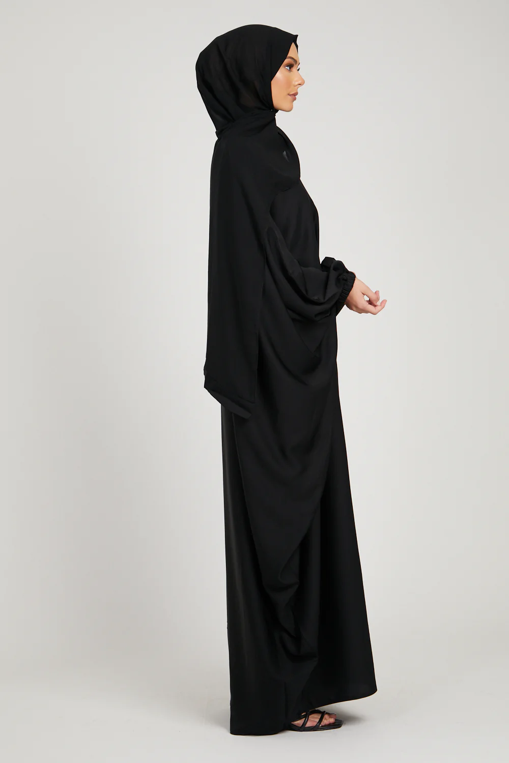 Closed Farasha with Elasticated Cuff - Black - Image 7