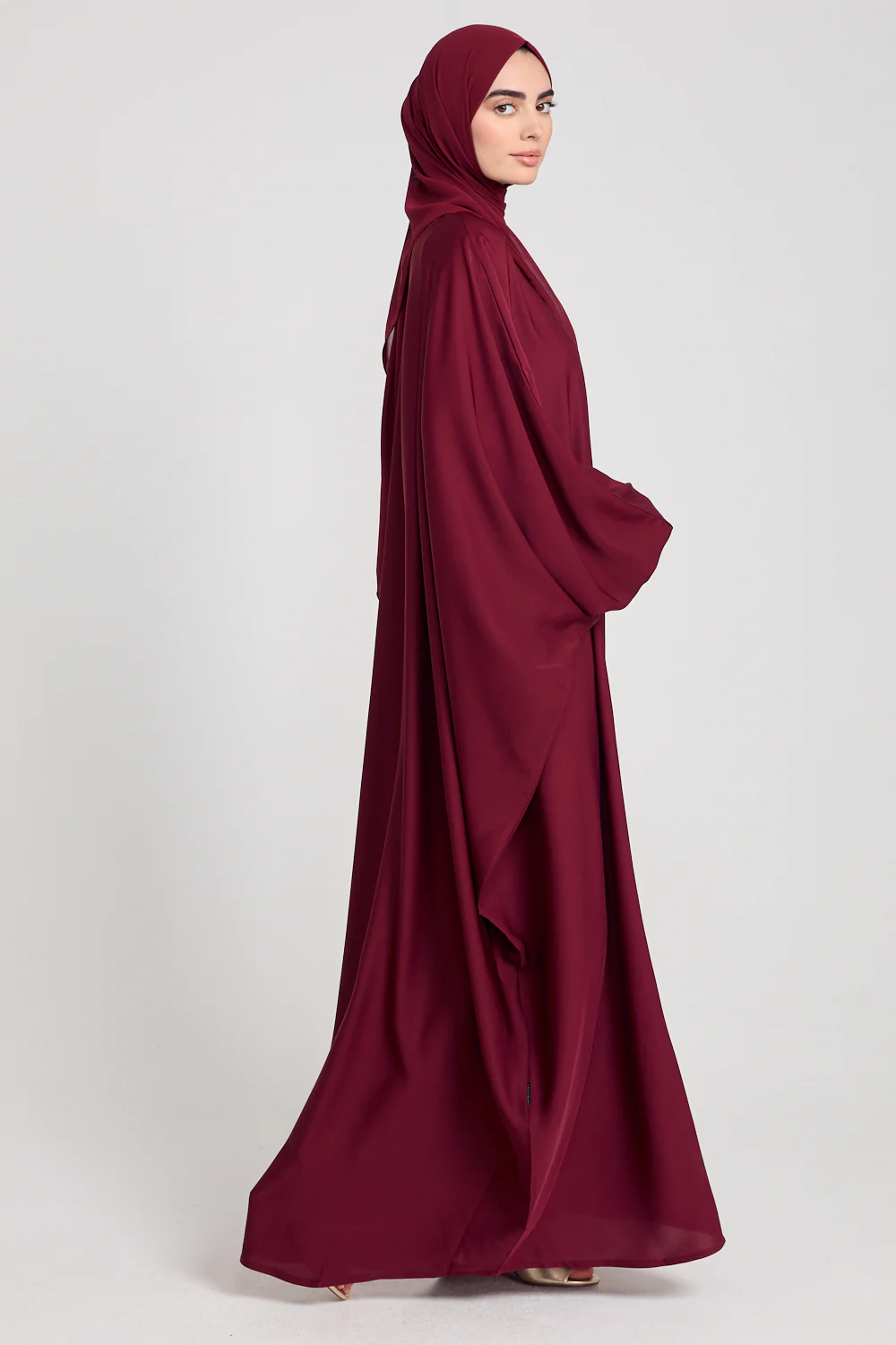 Closed Farasha with Elasticated Cuff - Maroon - Image 8