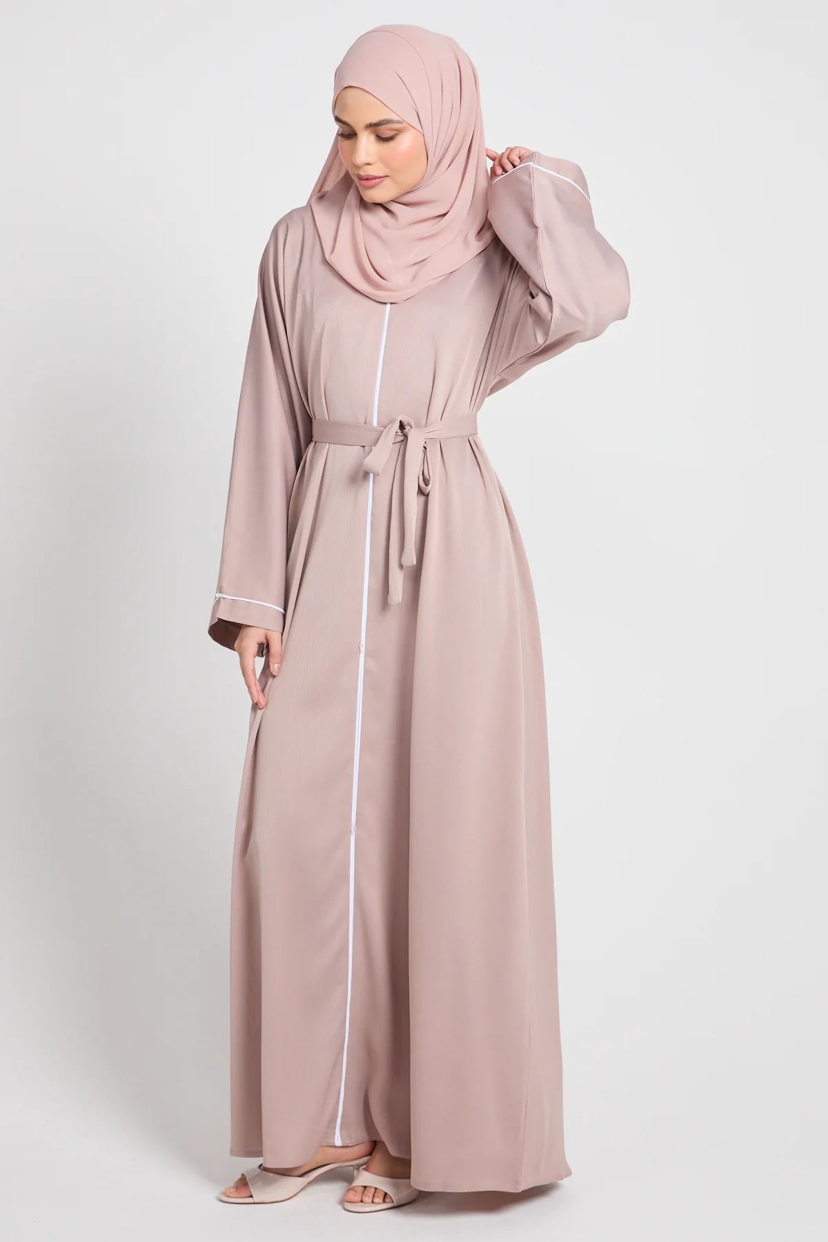 Closed Textured Abaya with Dainty Detailing - Blush Sand - Image 3