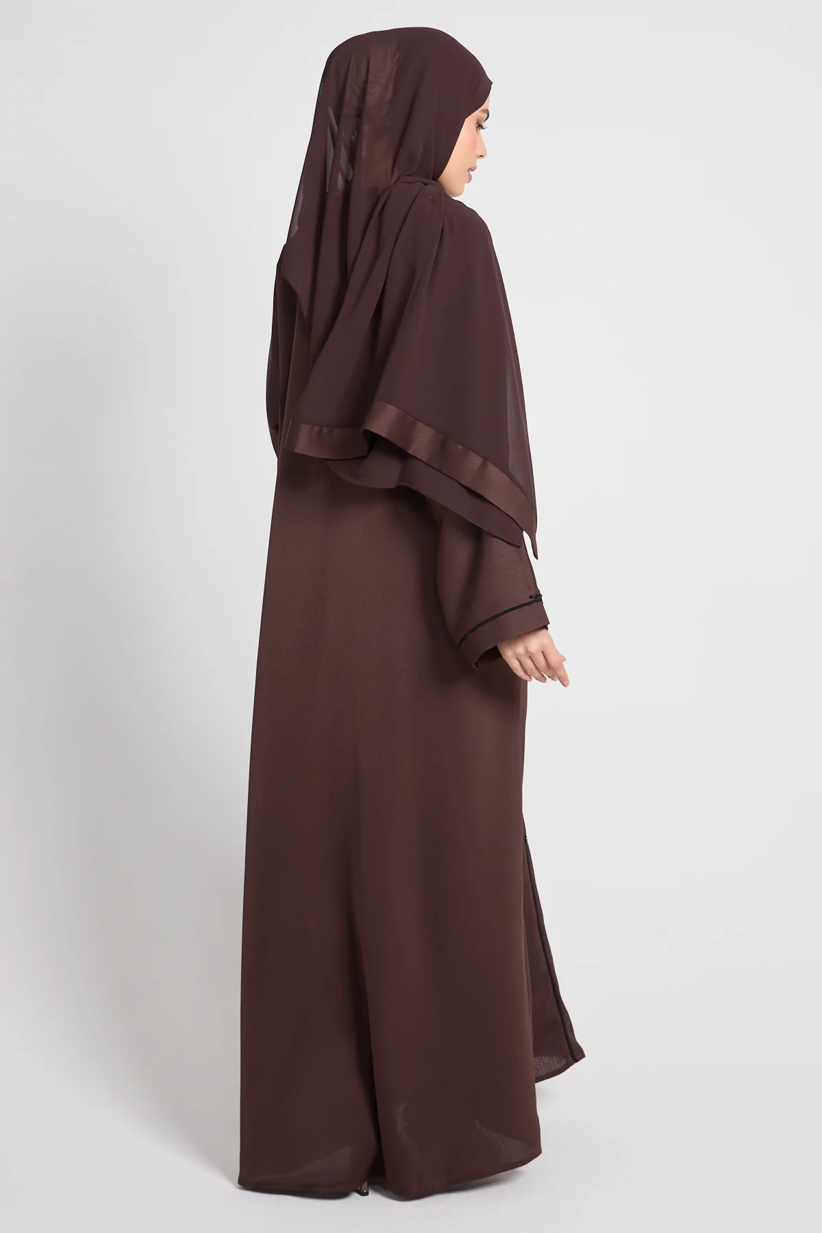 Closed Textured Abaya with Dainty Detailing - Espresso - Image 6