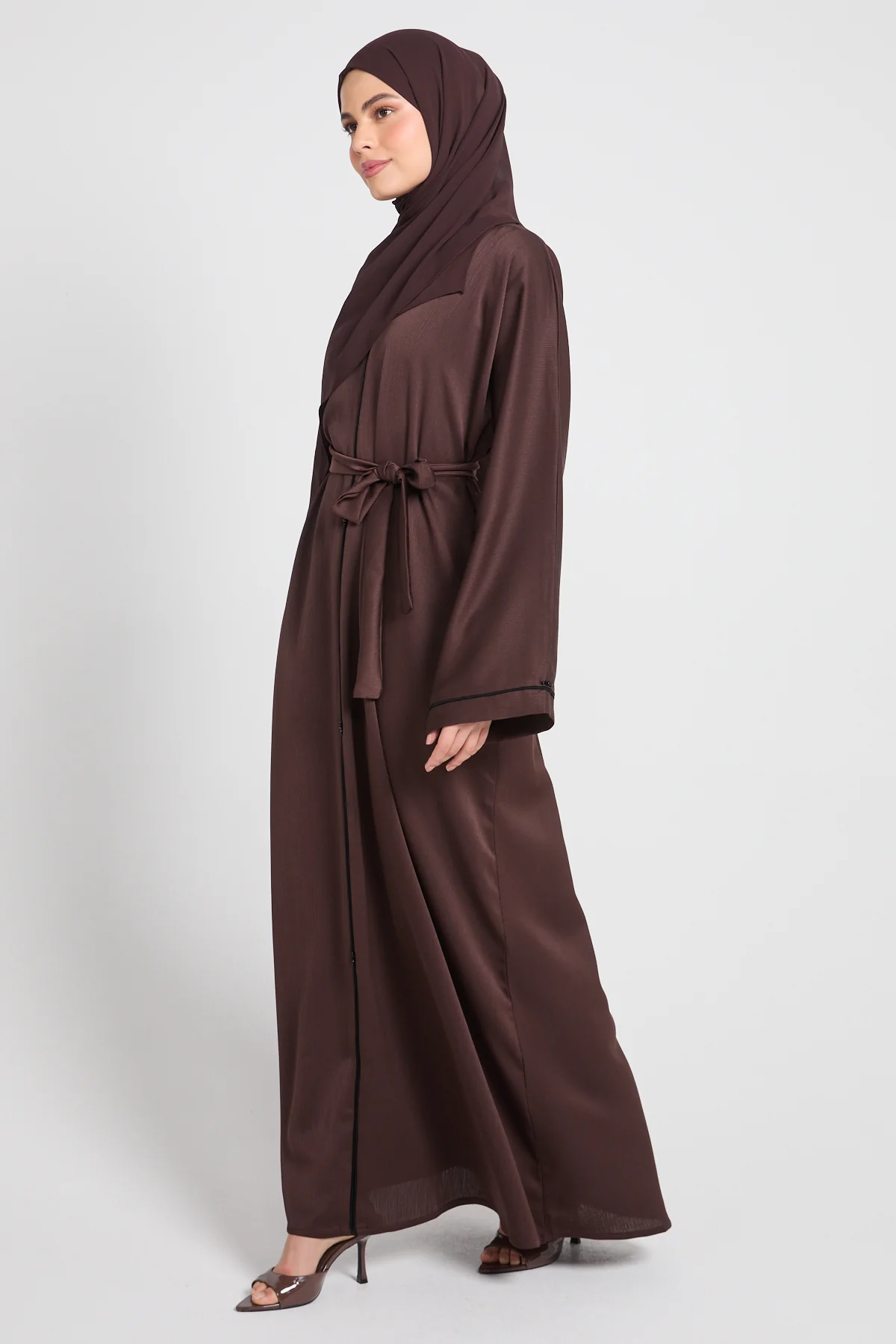 Closed Textured Abaya with Dainty Detailing - Espresso - Image 8