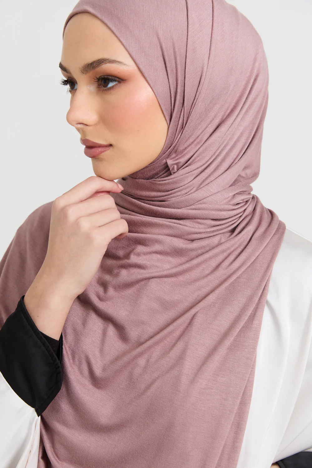 Dusty Rose Jersey Hijab - Image 2