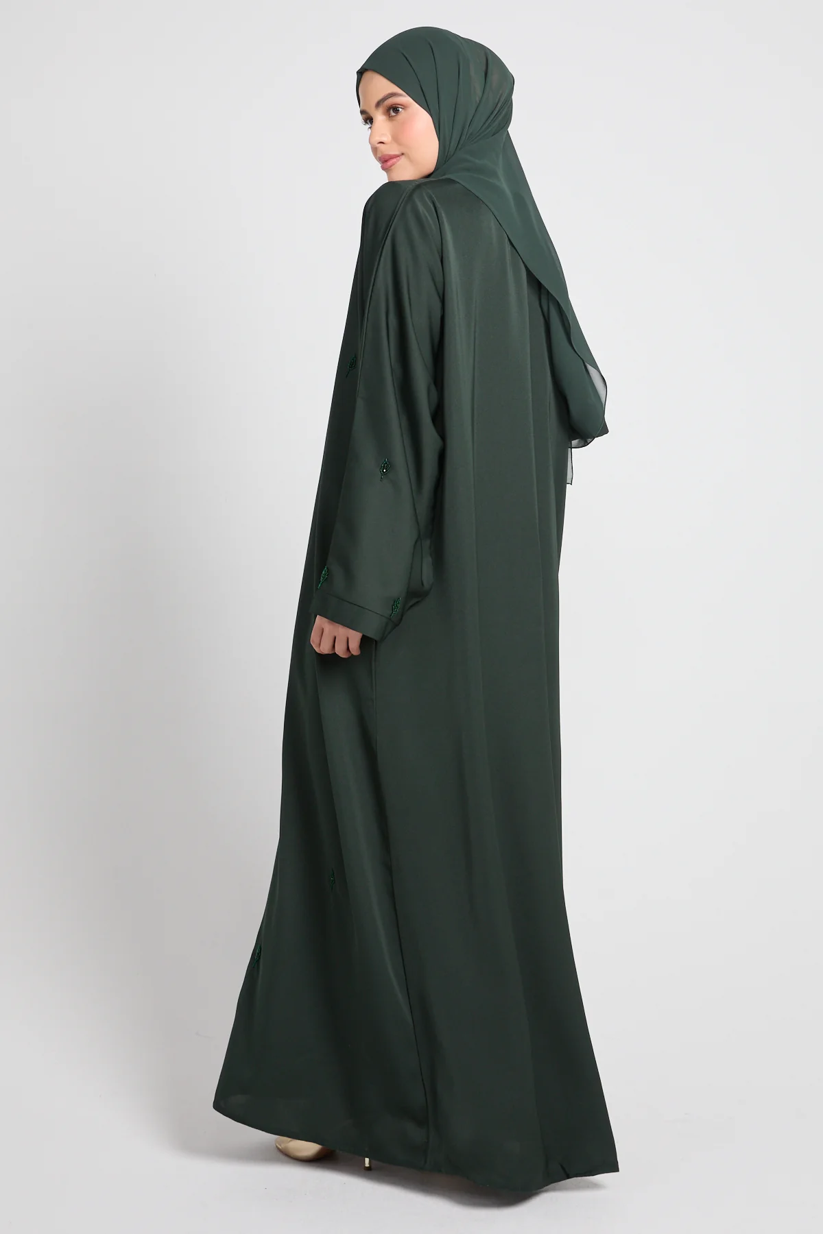 Emerald Botanique Embellished Open Abaya - Image 11