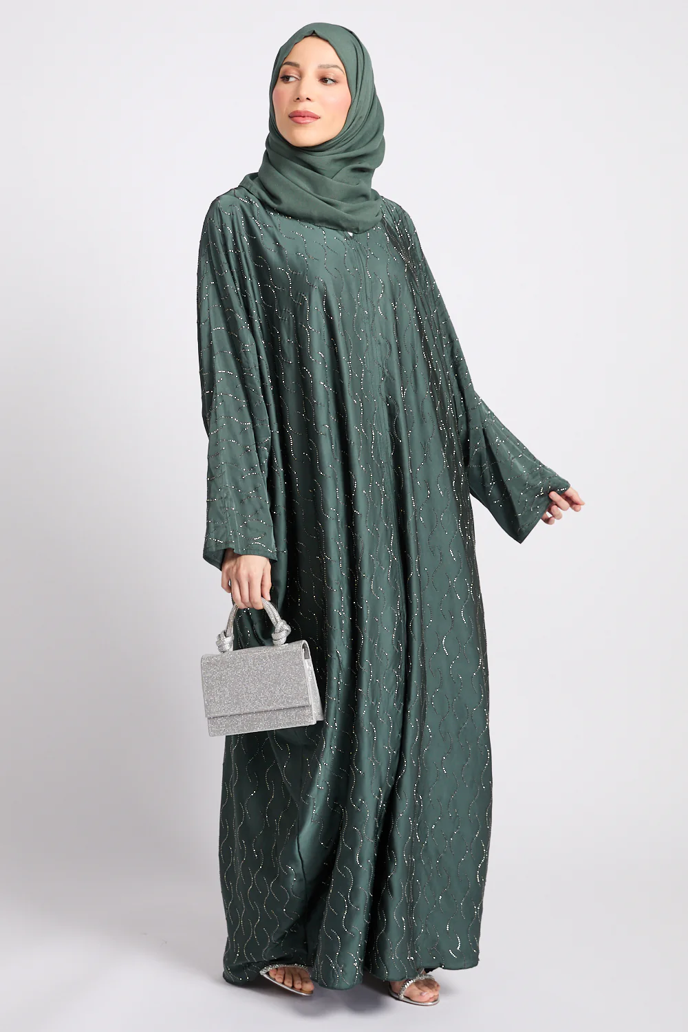 Evergreen Stardust Embellished Open Farasha Abaya