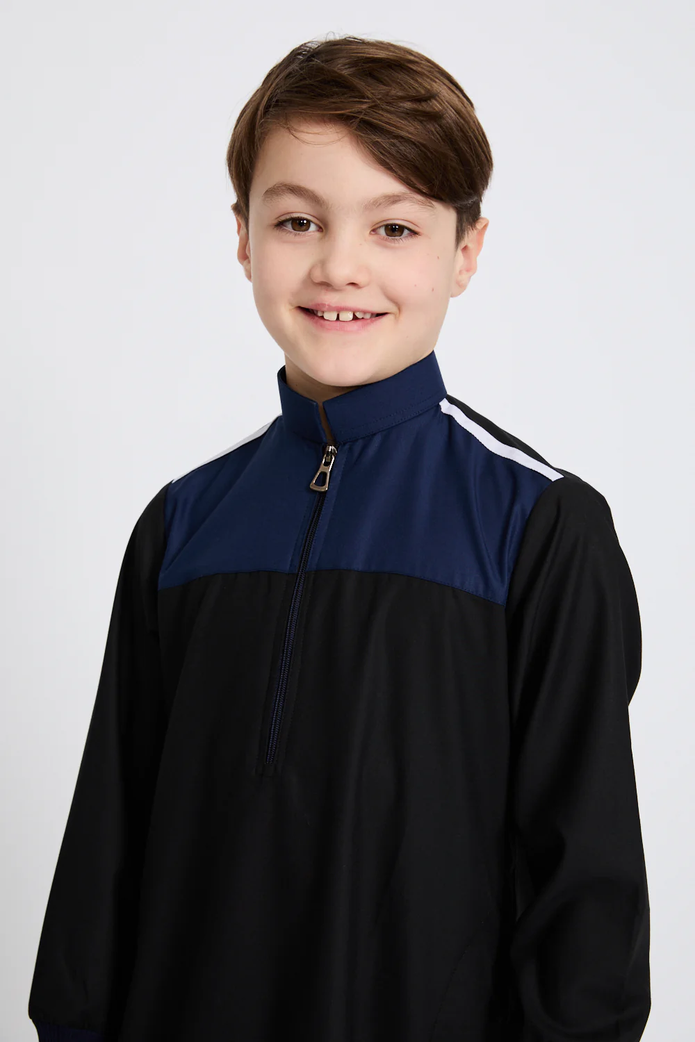 Junior Boys Premium Kuwaiti Thobe - Black and Navy - Image 2