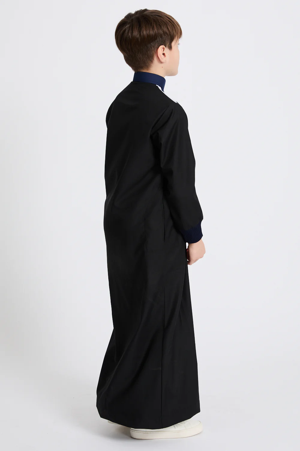 Junior Boys Premium Kuwaiti Thobe - Black and Navy - Image 4