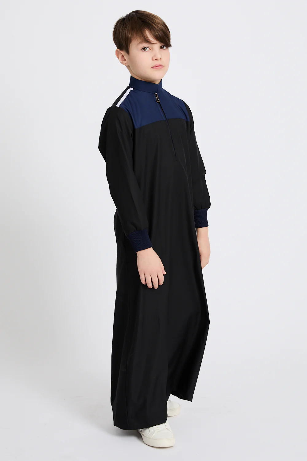 Junior Boys Premium Kuwaiti Thobe - Black and Navy - Image 5