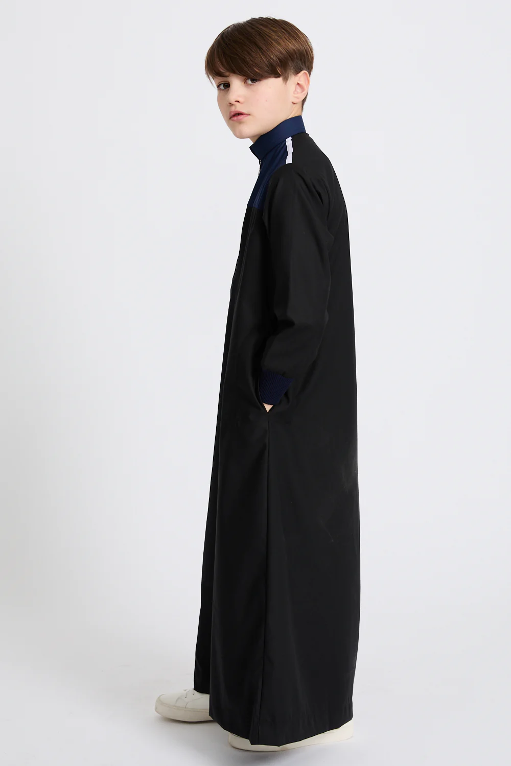 Junior Boys Premium Kuwaiti Thobe - Black and Navy - Image 7