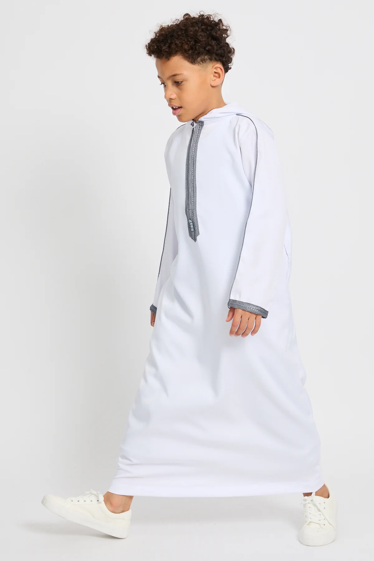 Junior Boys Premium Moroccan Thobe with Hood - White - Image 4