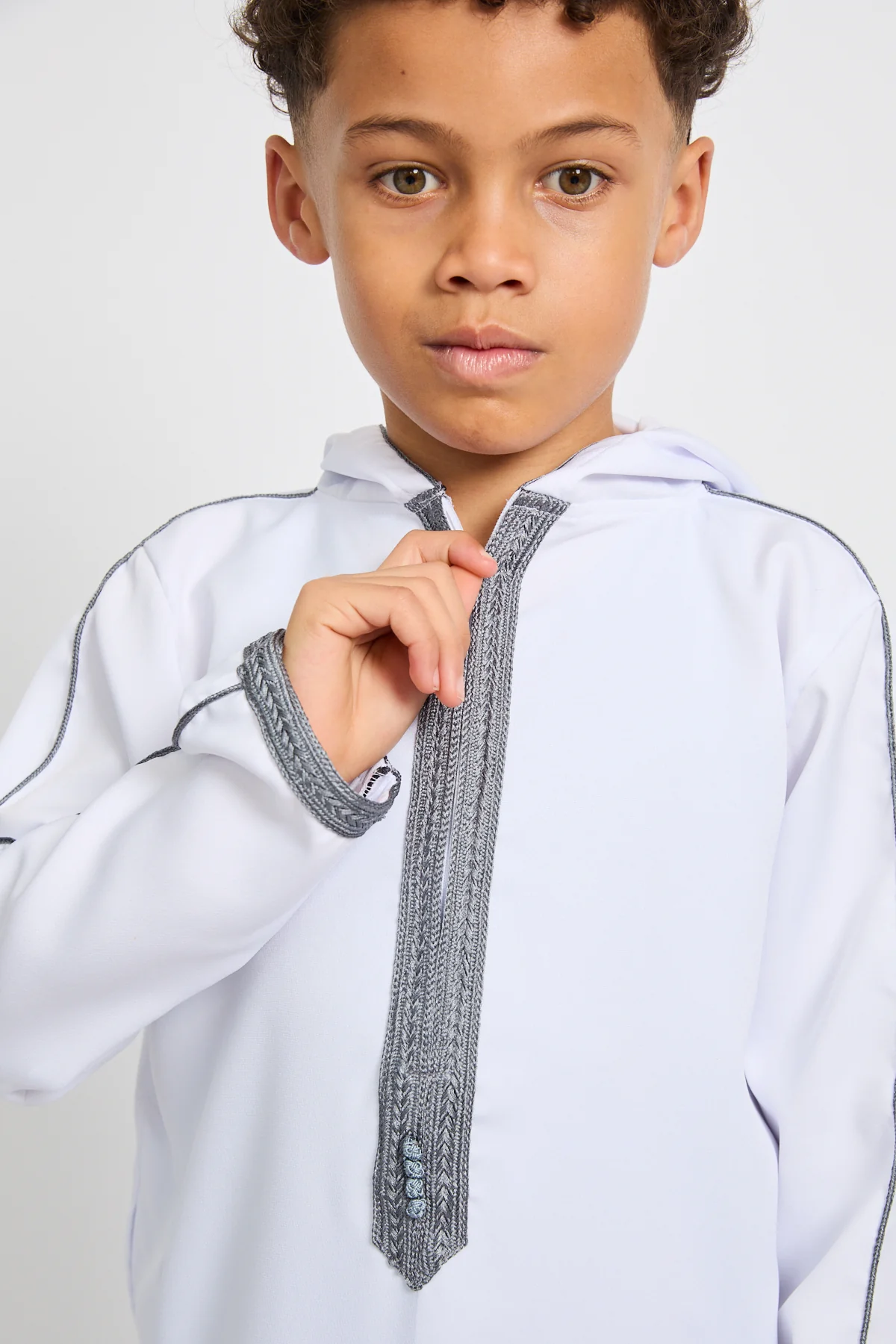 Junior Boys Premium Moroccan Thobe with Hood - White - Image 5