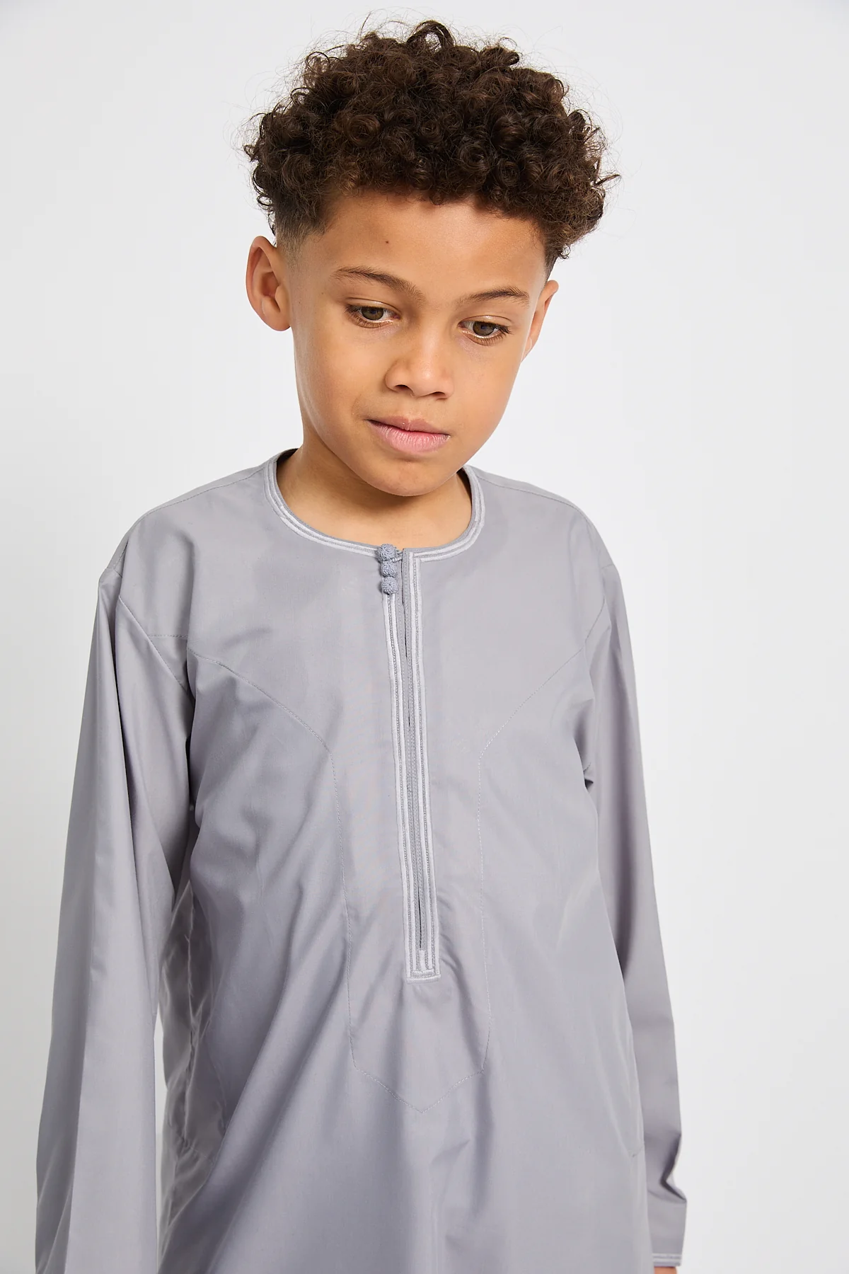 Junior Boys Premium Omani Thobe - Pearl Grey - Image 4