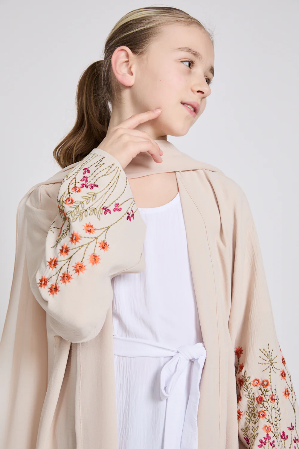 Junior Girls Blooming Embroidered Four Piece Open Abaya Set - Natural - Image 3