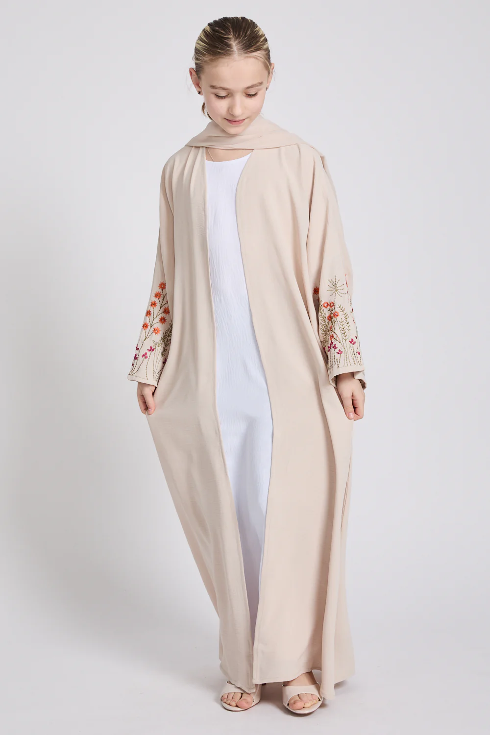 Junior Girls Blooming Embroidered Four Piece Open Abaya Set - Natural - Image 4