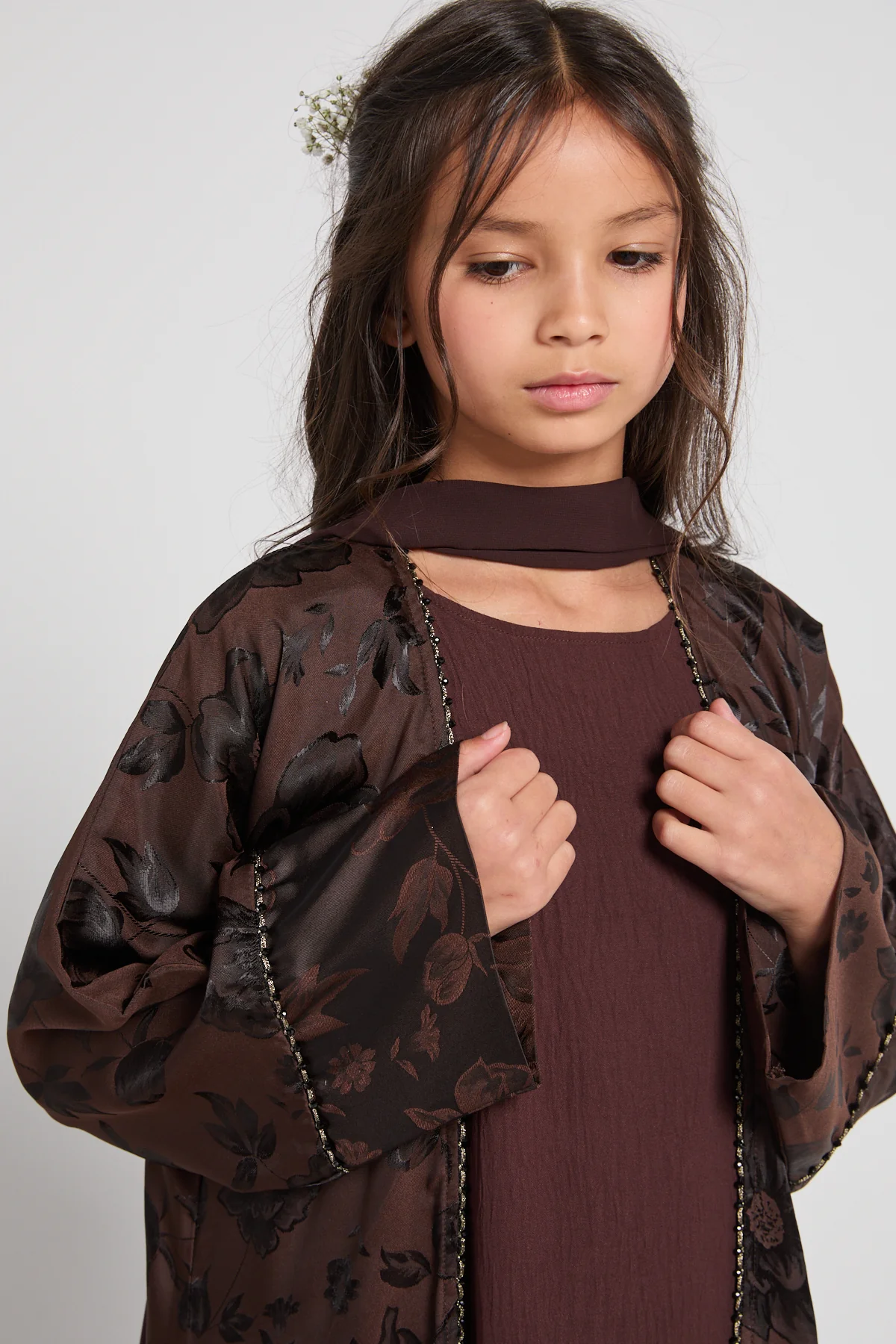 Junior Girls Botanical Cocoa Noir Four Piece Abaya Set - Limited Edition - Image 2