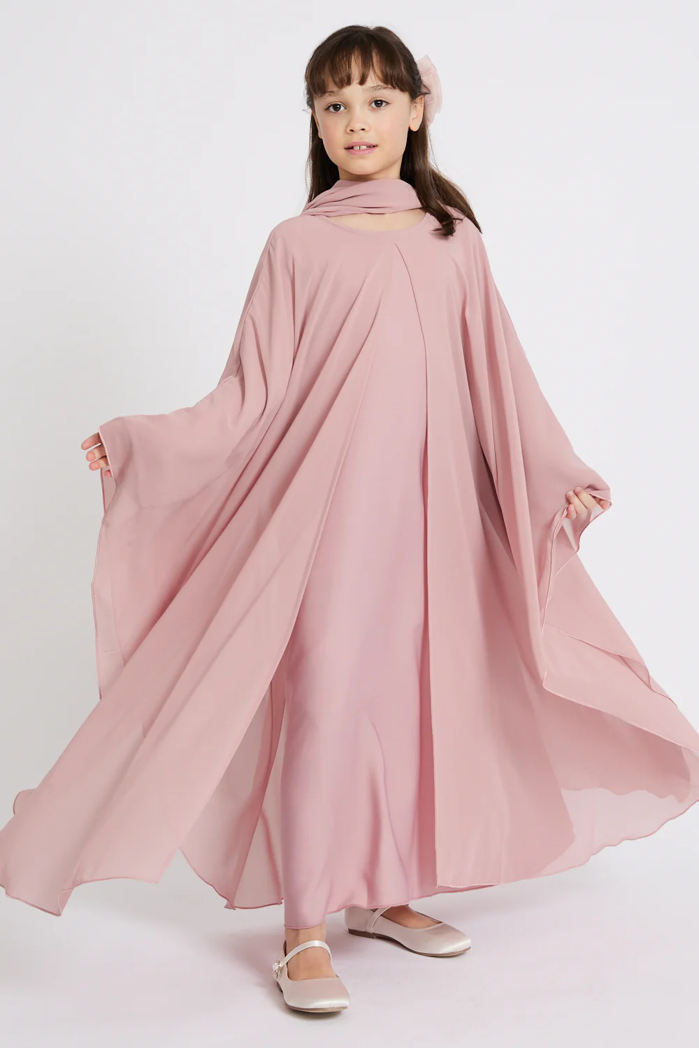 Junior Girls Closed Abaya with Butterfly Cut - Blushing Rose