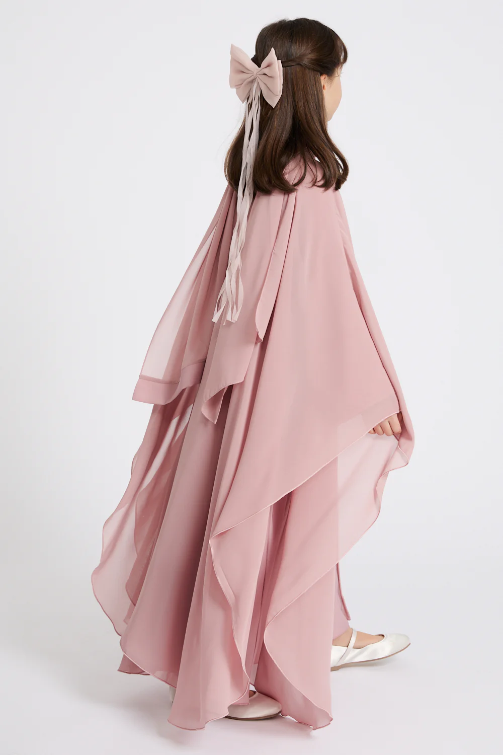 Junior Girls Closed Abaya with Butterfly Cut - Blushing Rose - Image 7