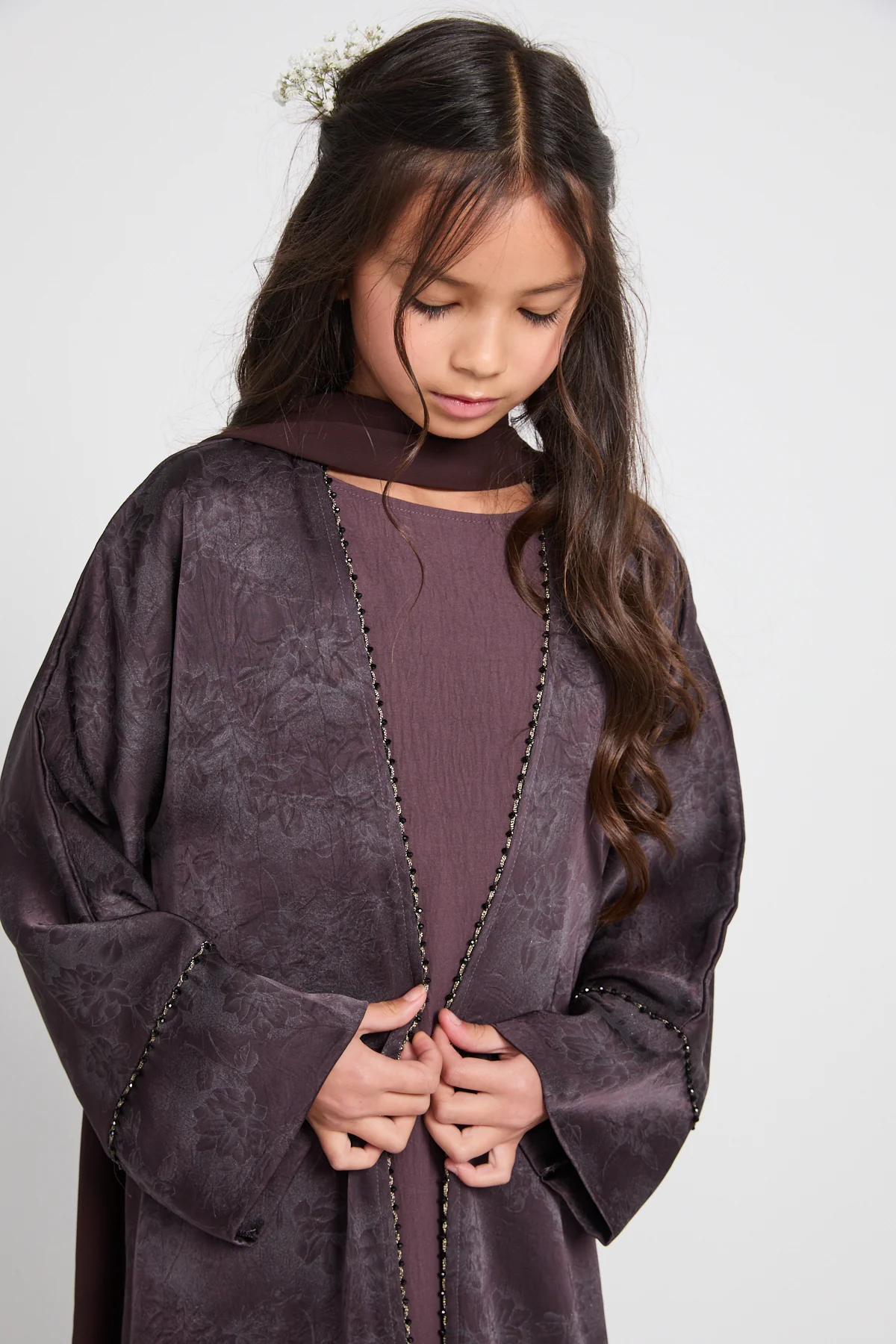 Junior Girls Mulberry Night Four Piece Abaya Set - Limited Edition - Image 2