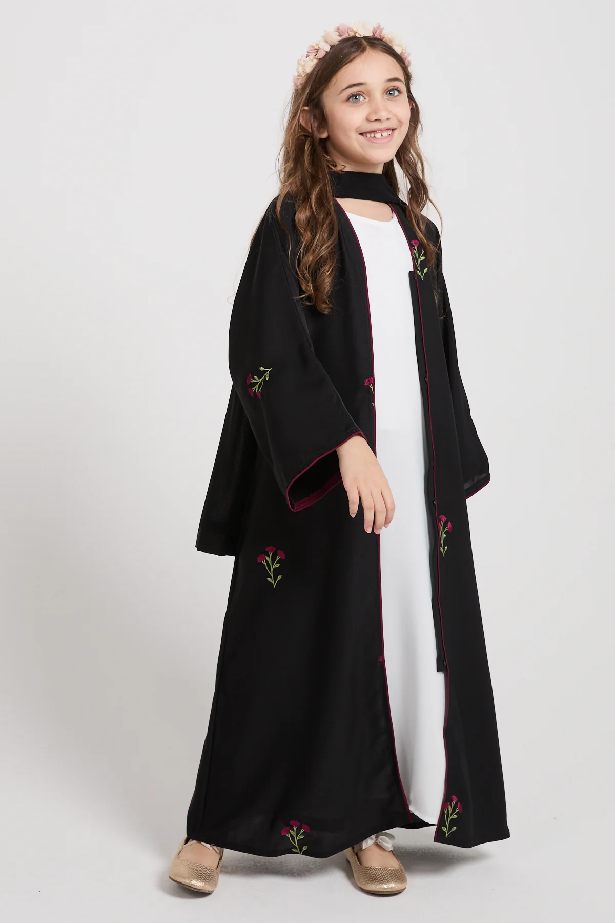 Junior Girls Noir Rose Embroidered Open Abaya - Image 3