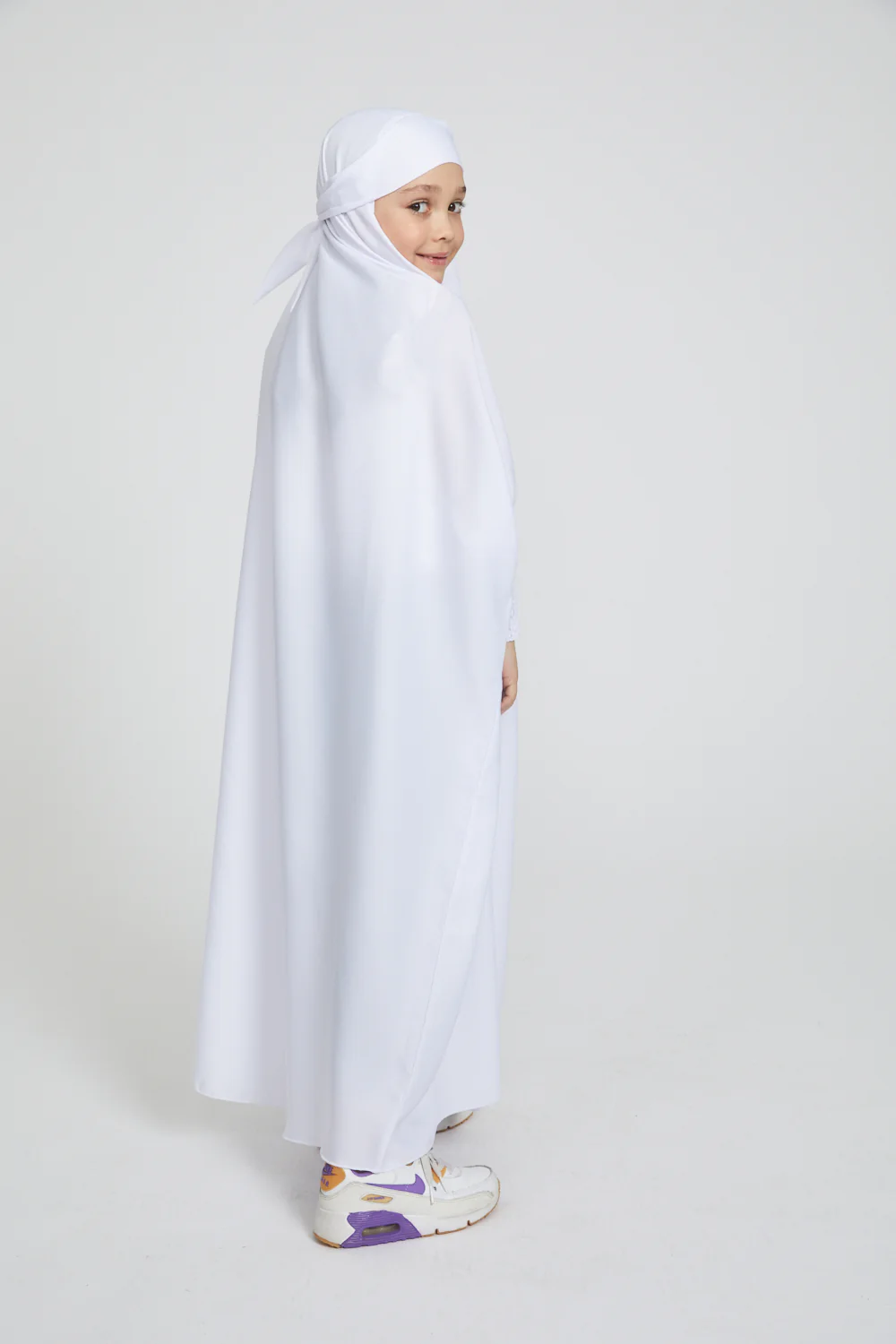 Junior Girls One Piece Full Length Jilbab/ Prayer Abaya - Pure White - Image 6