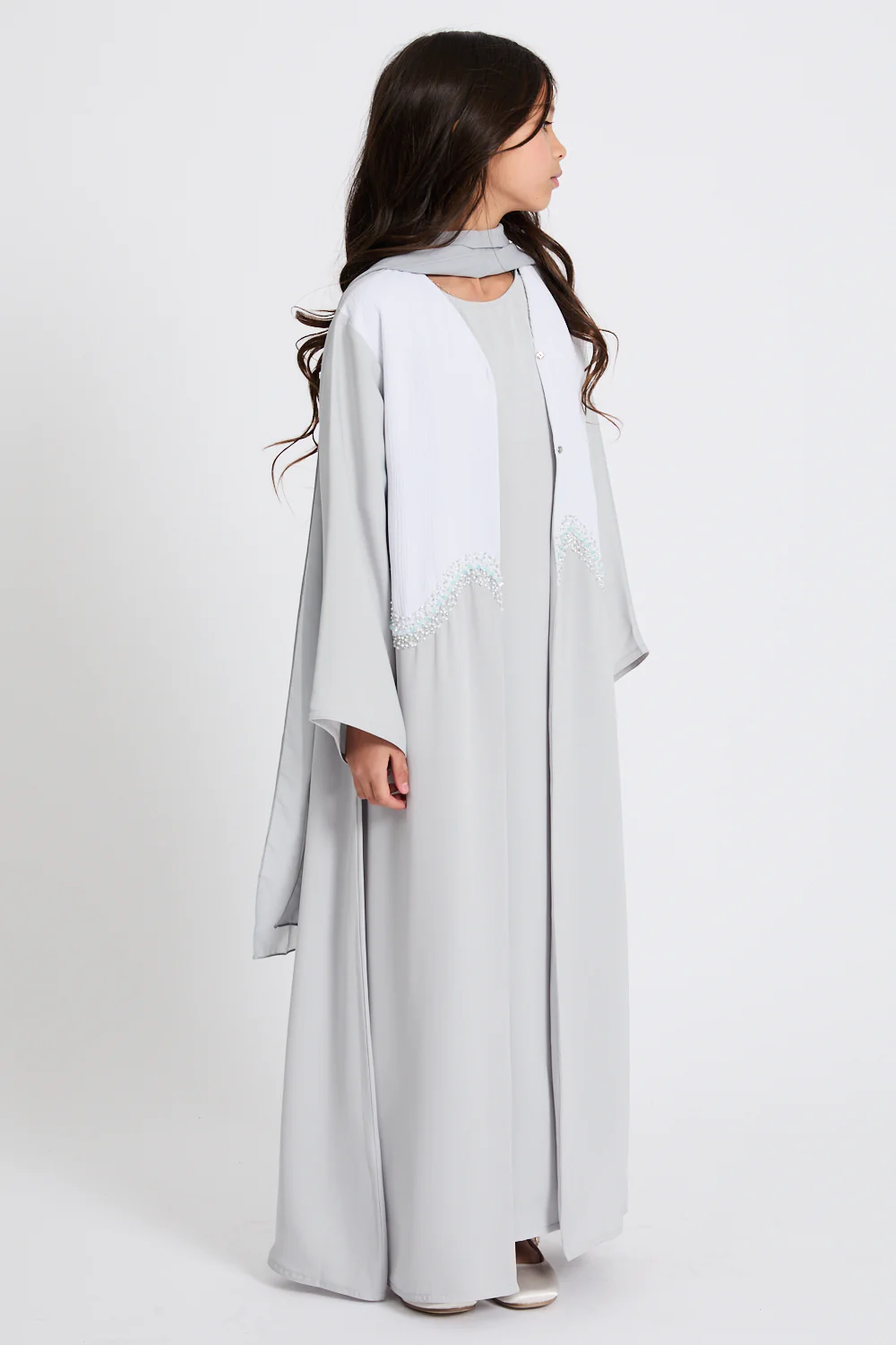 Junior Girls Premium Moonlit Embrace Embellished Open Abaya - Pearl Grey - Image 3