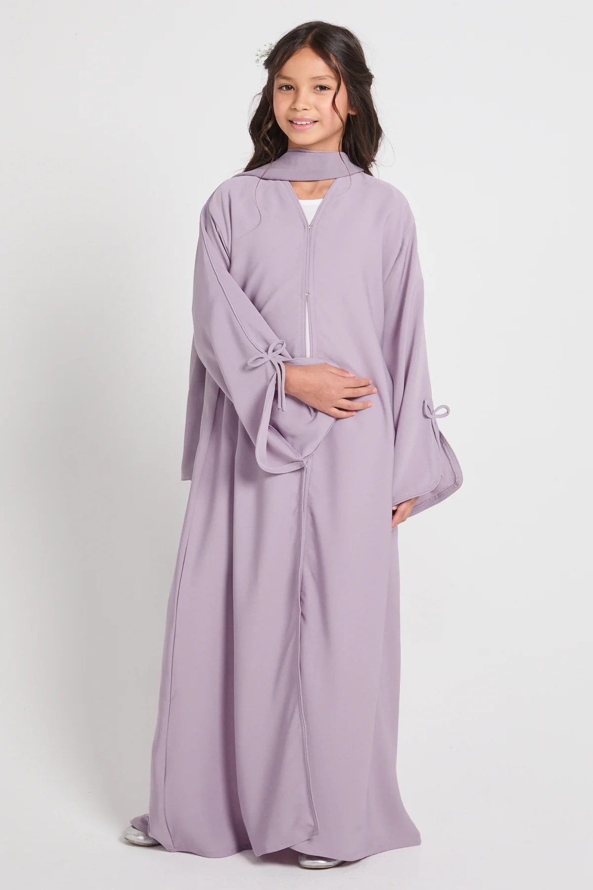 Junior Girls Premium Signature Bow Cuff Open Abaya - Dusty Lilac - Image 8