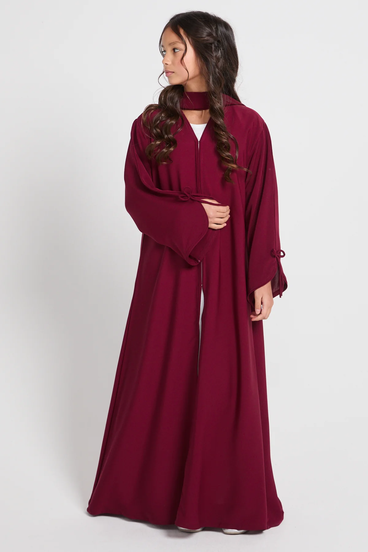 Junior Girls Premium Signature Bow Cuff Open Abaya - Pomegranate Noir - Image 3