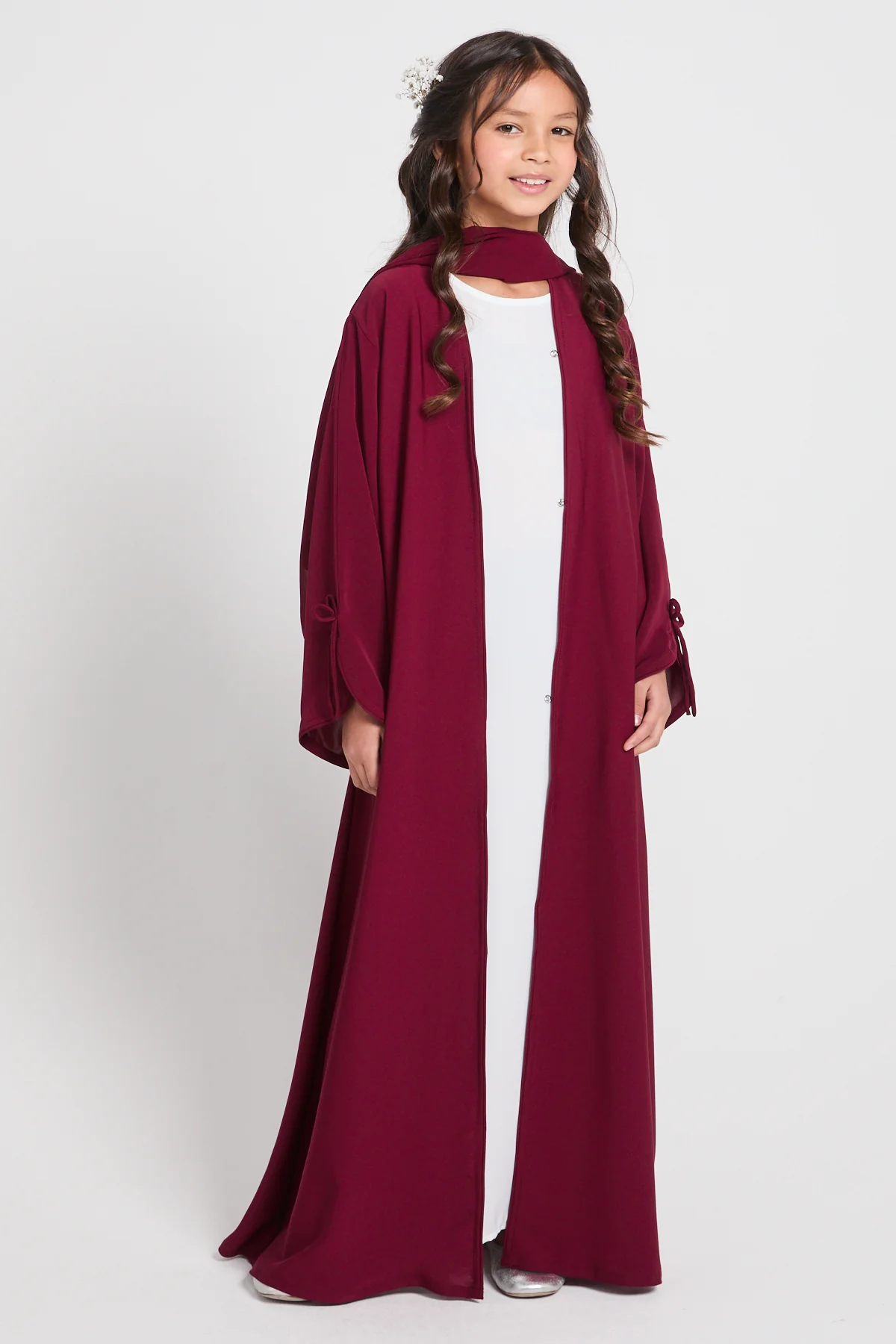 Junior Girls Premium Signature Bow Cuff Open Abaya - Pomegranate Noir - Image 4