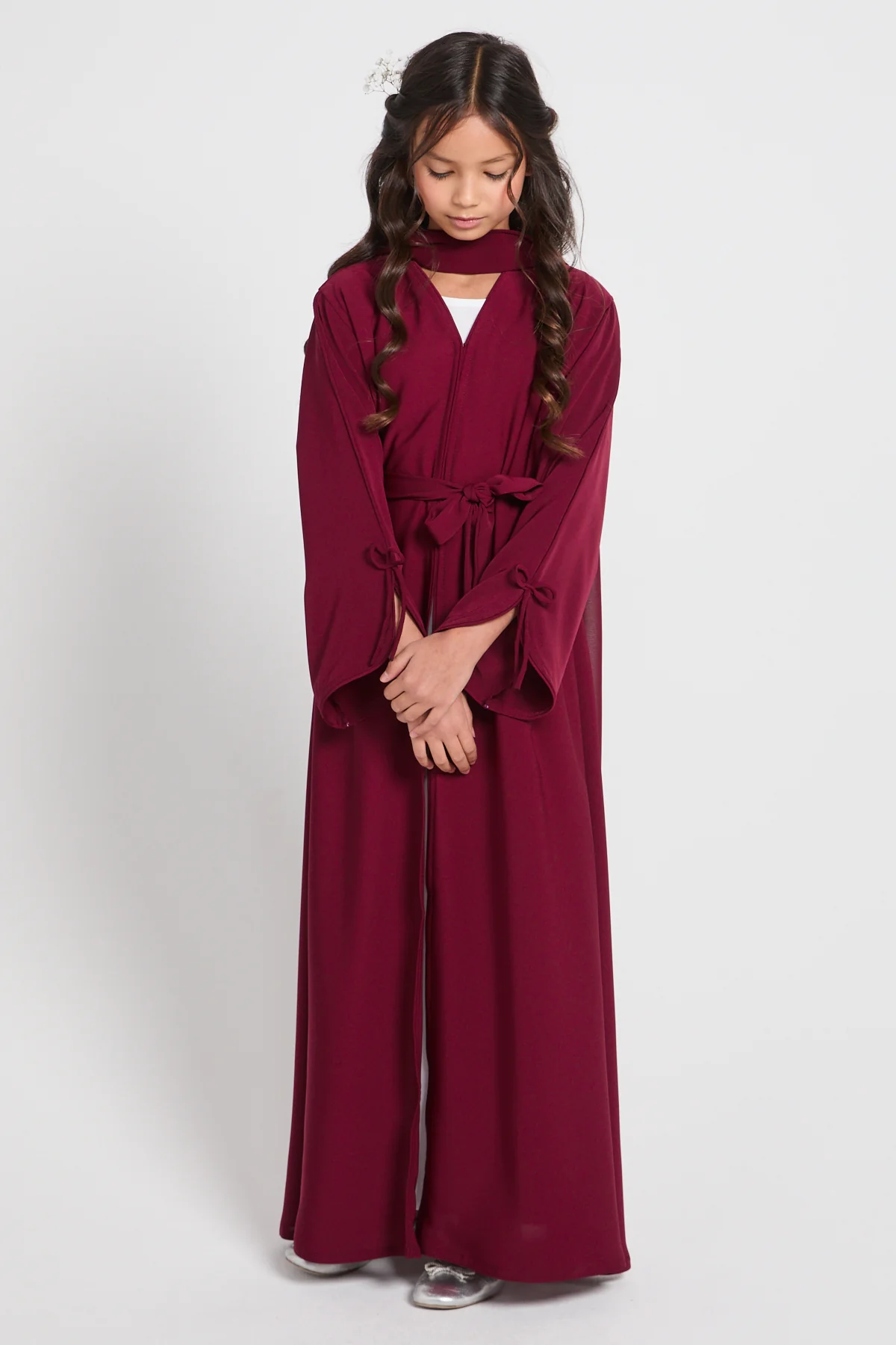 Junior Girls Premium Signature Bow Cuff Open Abaya - Pomegranate Noir - Image 5