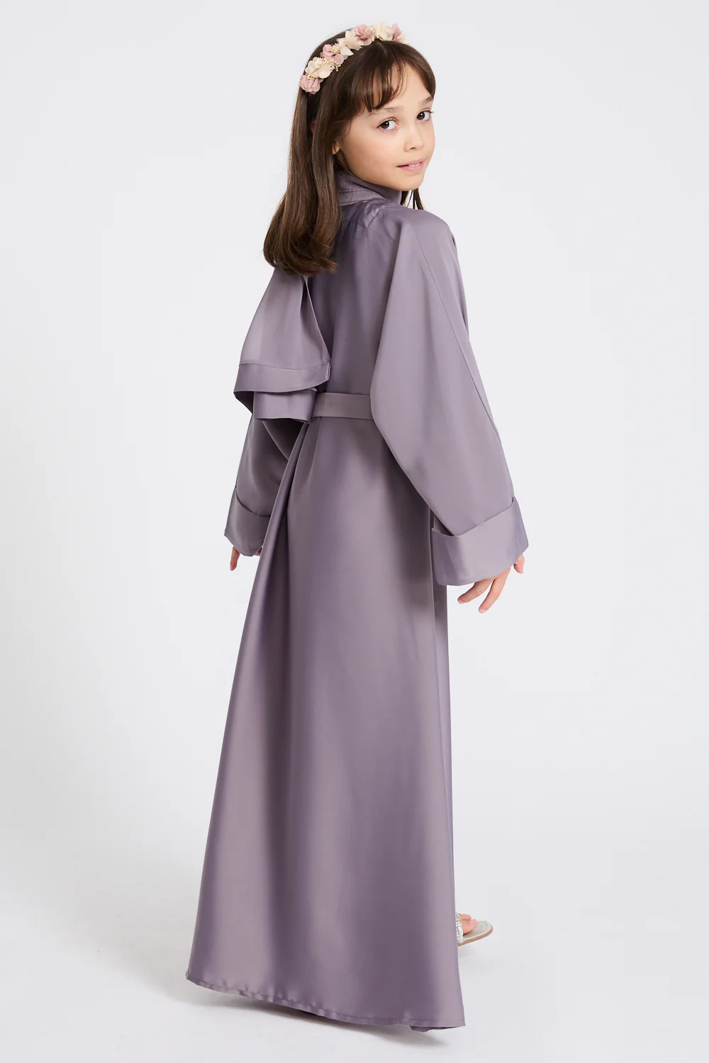 Junior Girls Premium Timeless Closed Abaya with Folded Cuff - Lilac - Image 9
