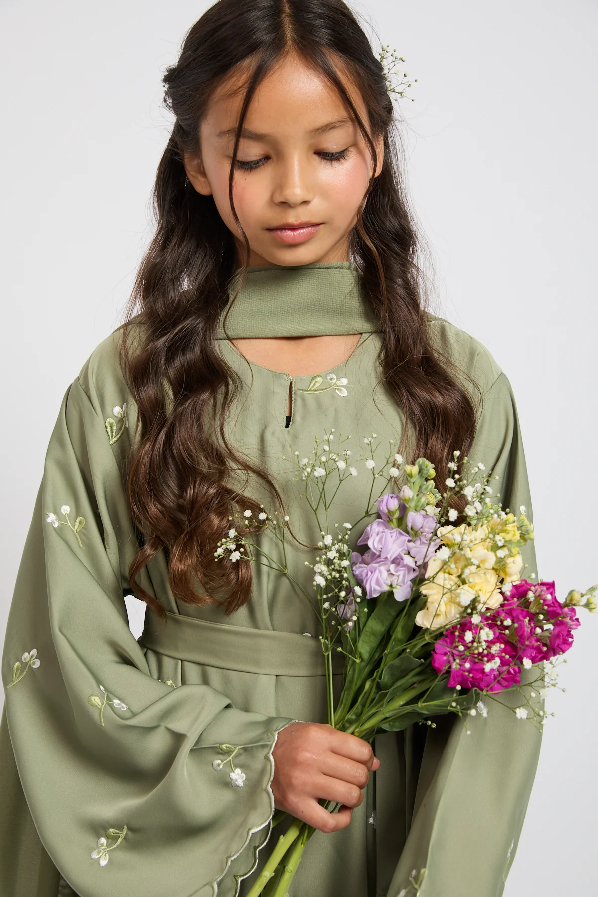 Junior Girls Sage Closed Abaya with Dainty Floral Embroidery - Image 2