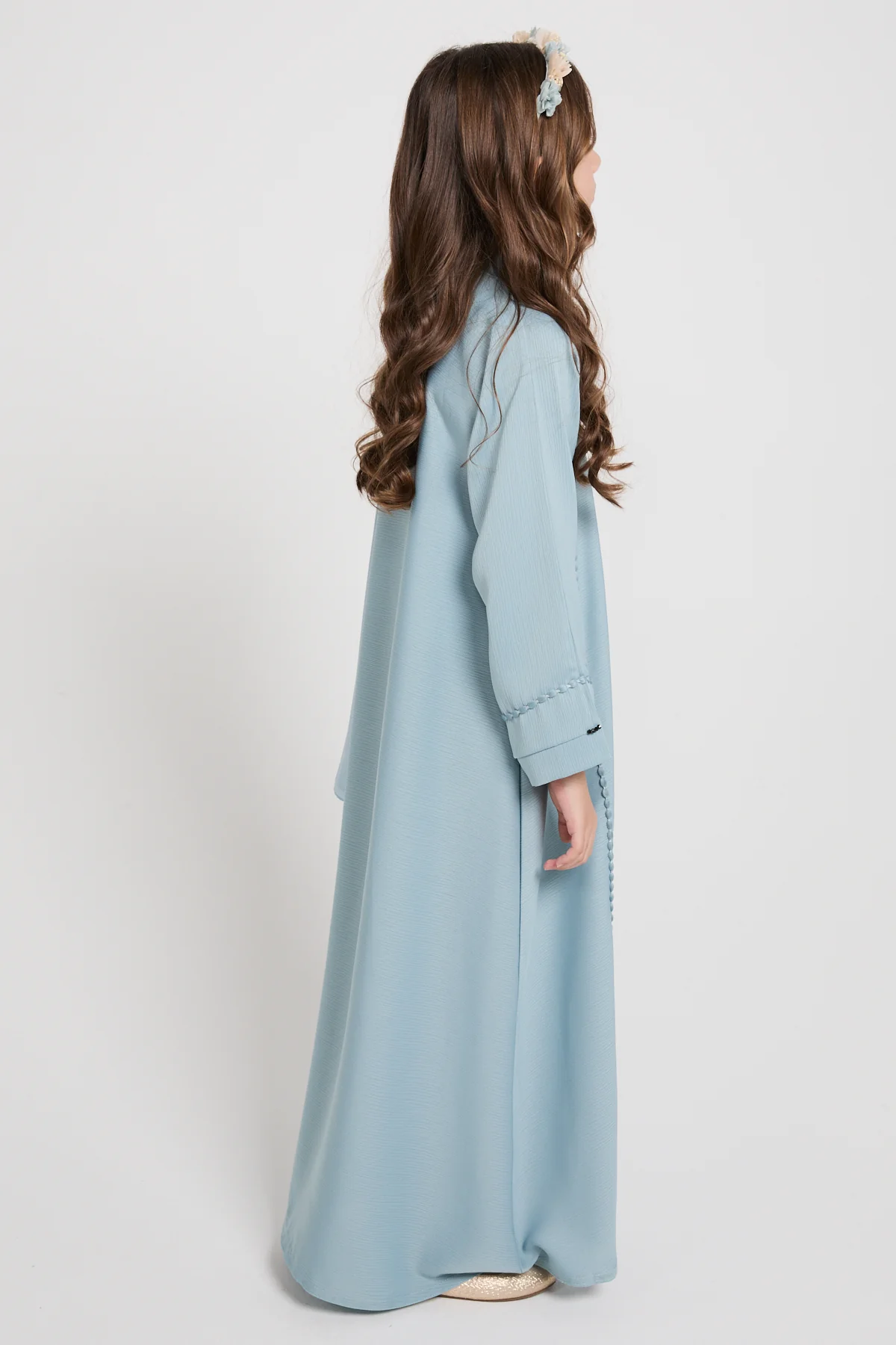 Junior Girls Textured Dainty Detail Closed Abaya - Powder Blue - Image 7