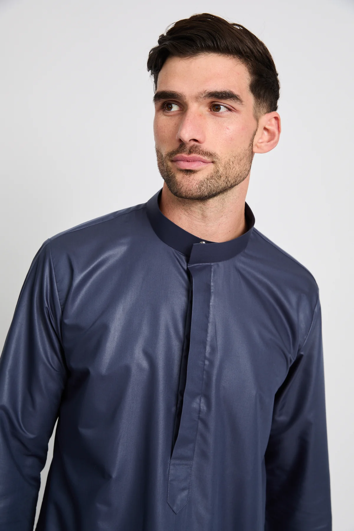 Premium Kuwaiti Thobe - Navy - Image 2