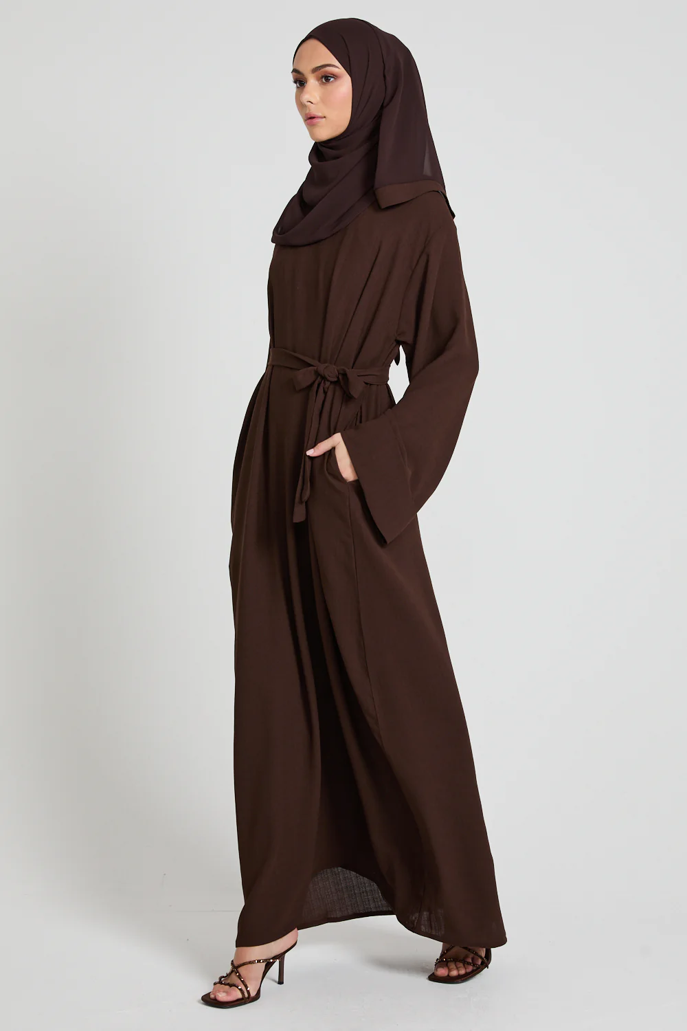 Linen Blend Closed Abaya with Pockets - Espresso - Image 8